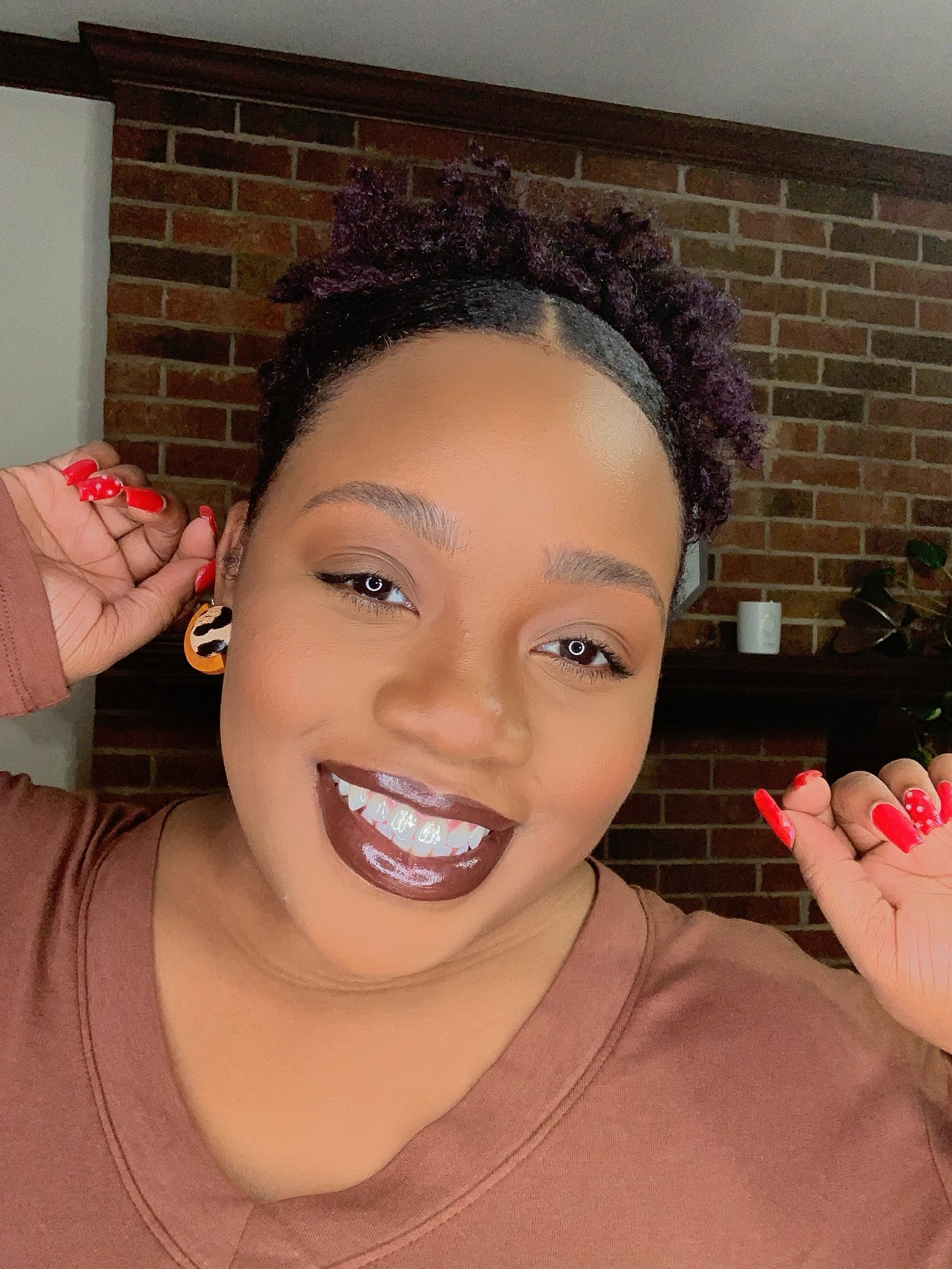 Claw clip, natural hair, thick hair, protective style 