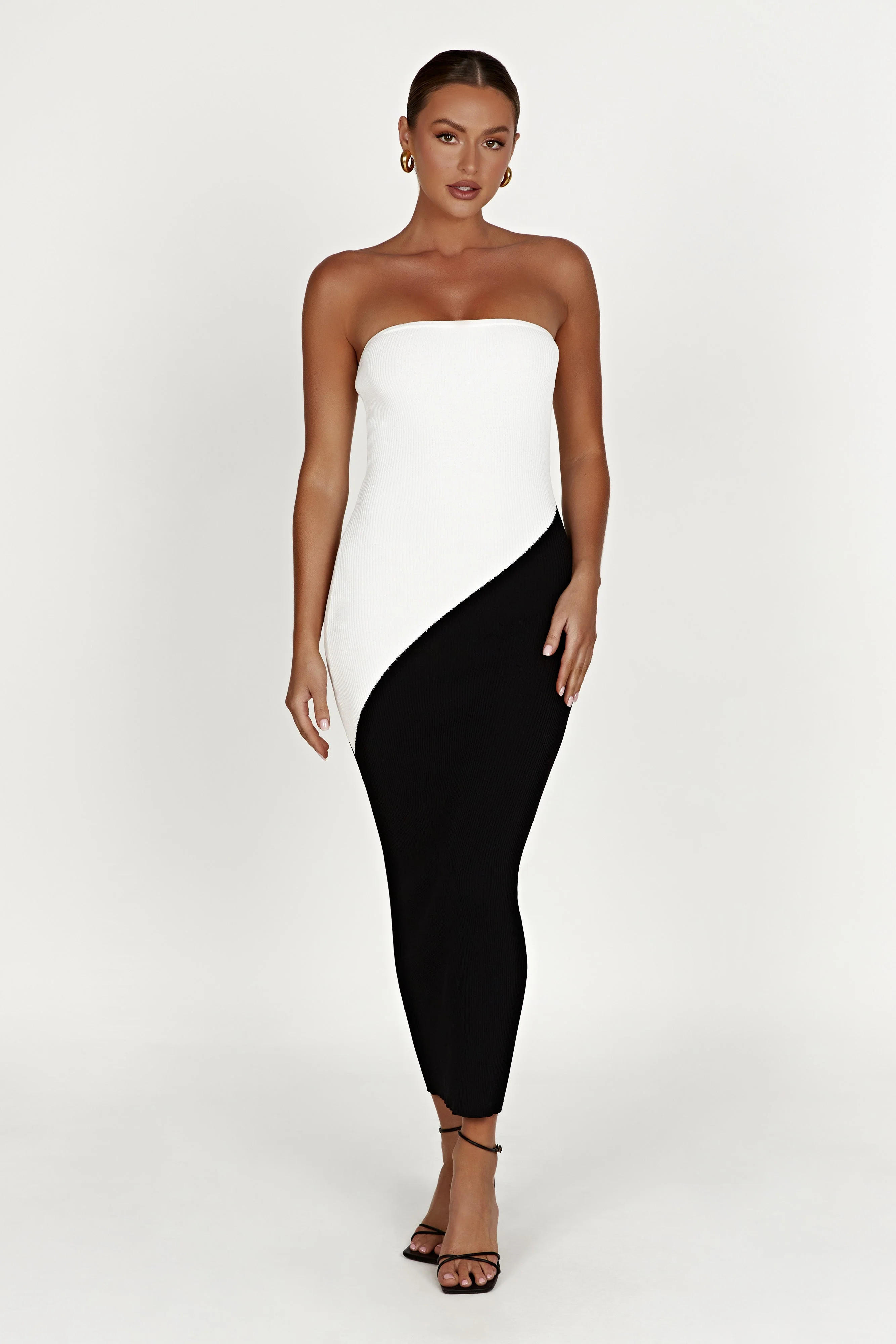 Bristol Two Tone Knit Maxi Dress - Black | MESHKI US