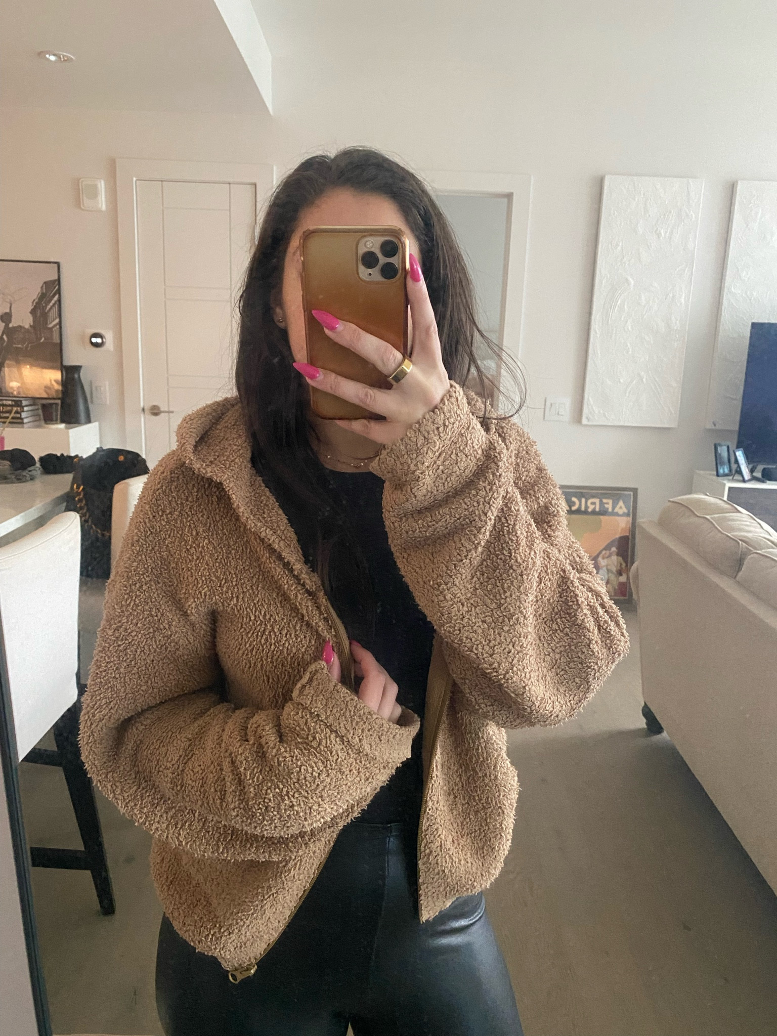 POV : it’s rainy, you have a headache and you have a bunch of errands to do. This skims cozy hoodie is perfect for a day when I am not feeling it but still want to look cute. I have size small/medium  

#LTKtravel #LTKFind #LTKSeasonal