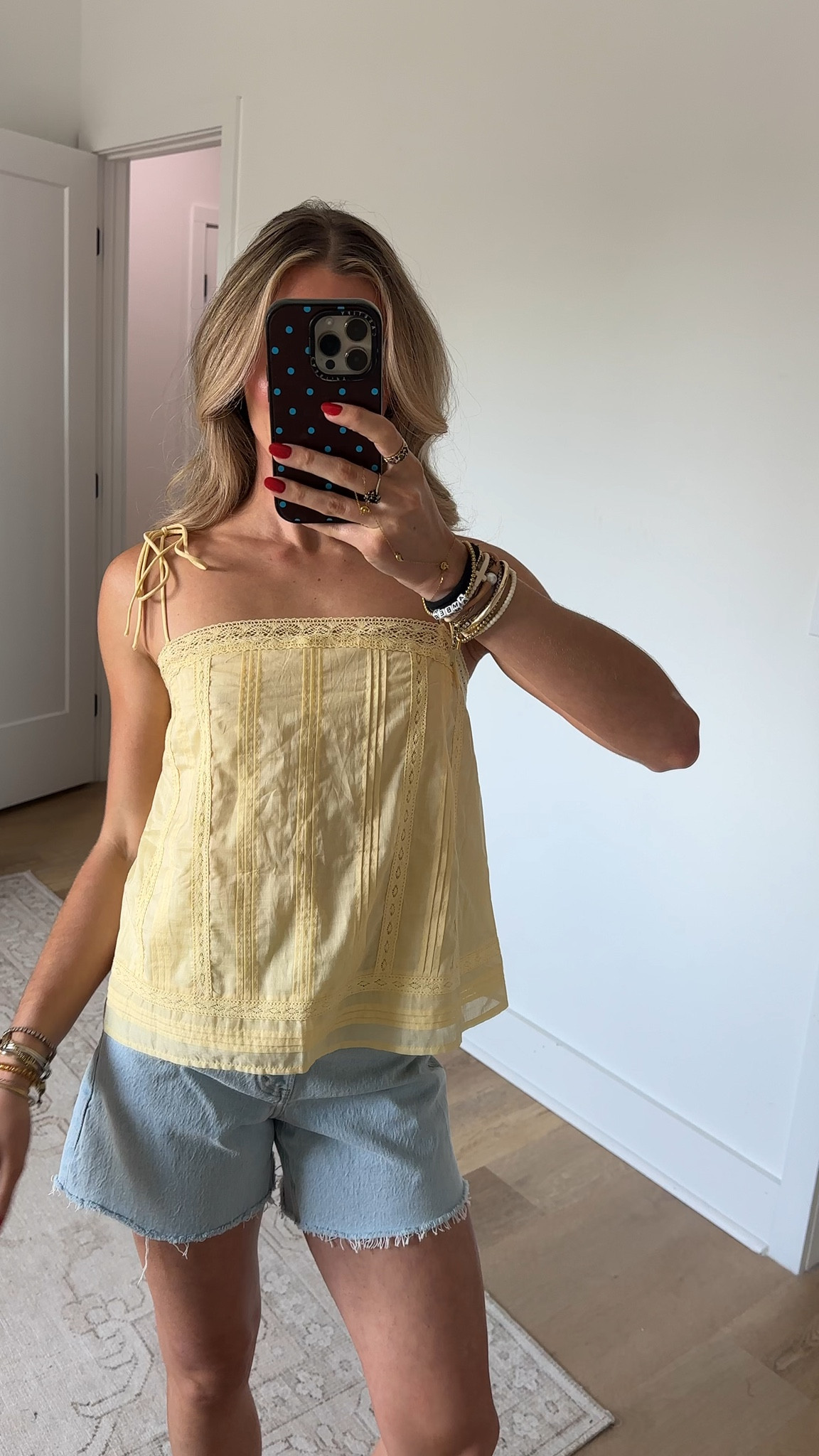 @abercrombie size xs Lace-Trim Tie-Strap Cami

Easy-fitting cami top in our lightweight cotton fabric and babydoll silhouette. Features lace-trim and pintuck details throughout, adjustable tie straps and a square neckline

#LTKootd #LTKSaleAlert #LTKdayinmylife
