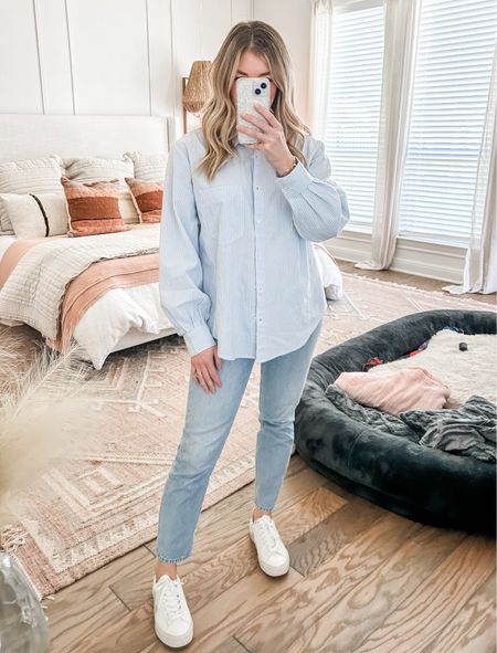 casual spring outfit idea - favorite straight leg jeans and sneakers 

#LTKworkwear #LTKstyletip #LTKshoecrush