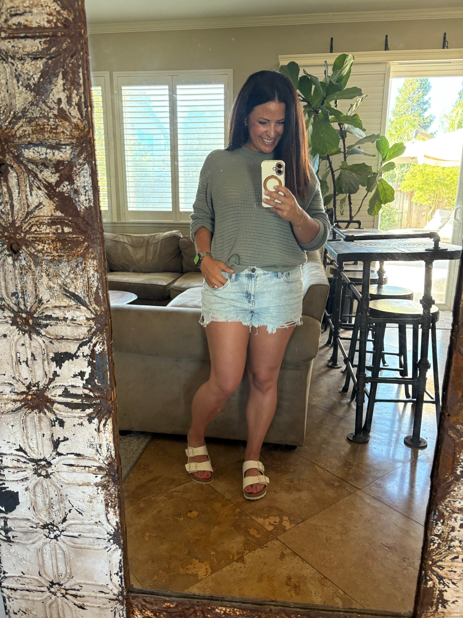 I thrifted this Varley sweater. It was a new to me brand. I linked one for fun, I would not pay that much for a sweater! Didn’t do much today, prepped food, and dealt with the never ending cycle of laundry and dishes! 😂

#LTKOver40 #LTKSeasonal #LTKShoeCrush