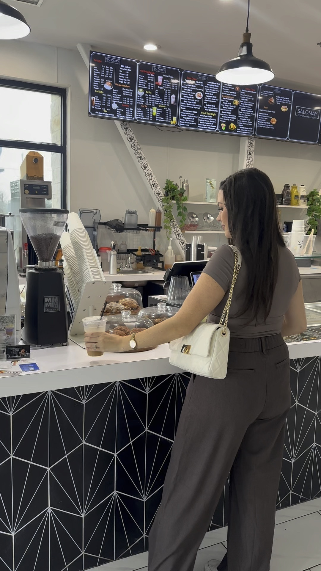 Coffee run outfit 

#LTKSaleAlert #LTKMidsize #LTKStyleTip