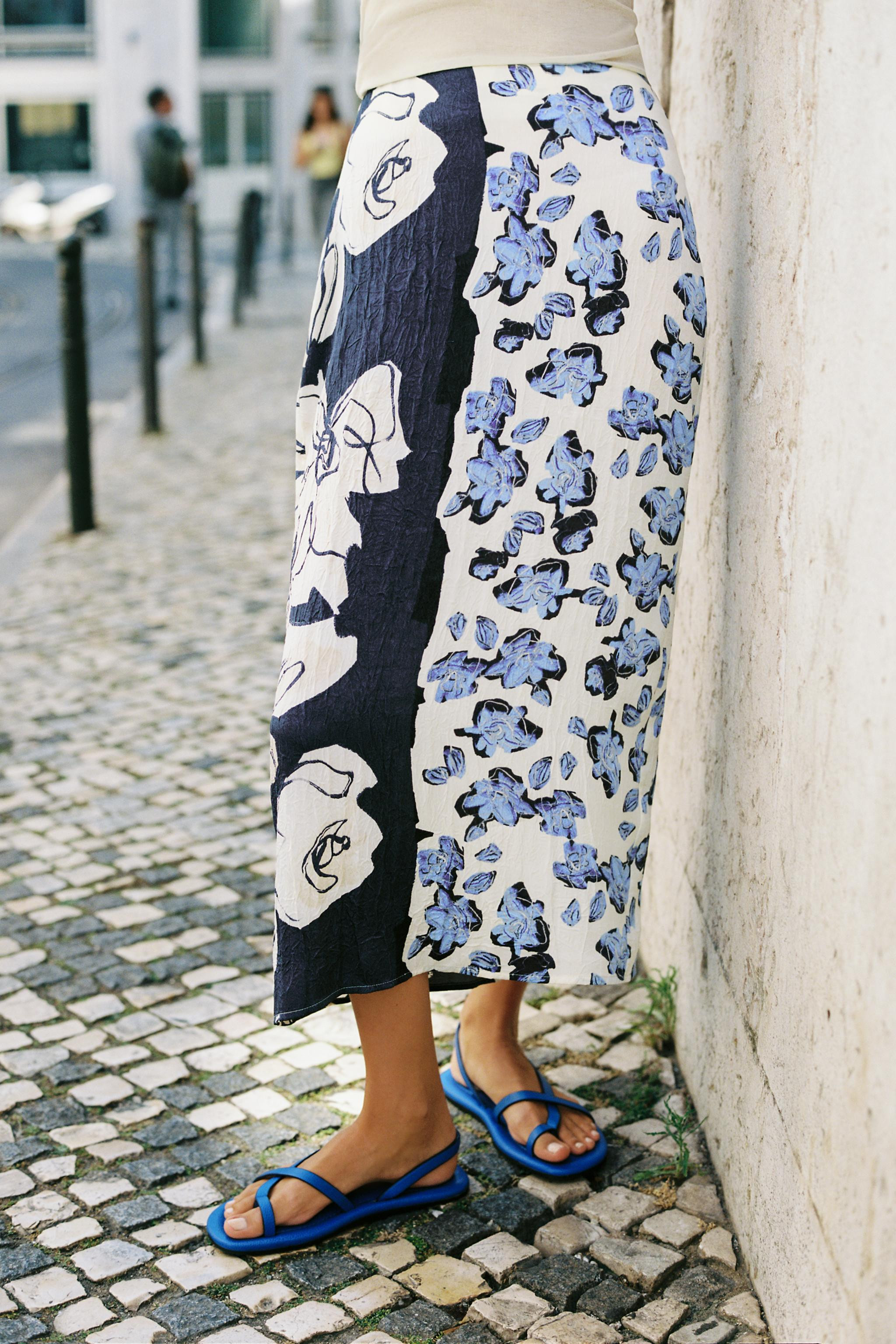 PRINTED SATIN MIDI SKIRT | Zara US