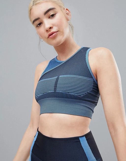 ASOS 4505 - Soutien-gorge de yoga sans couture avec bretelles doubles | ASOS FR