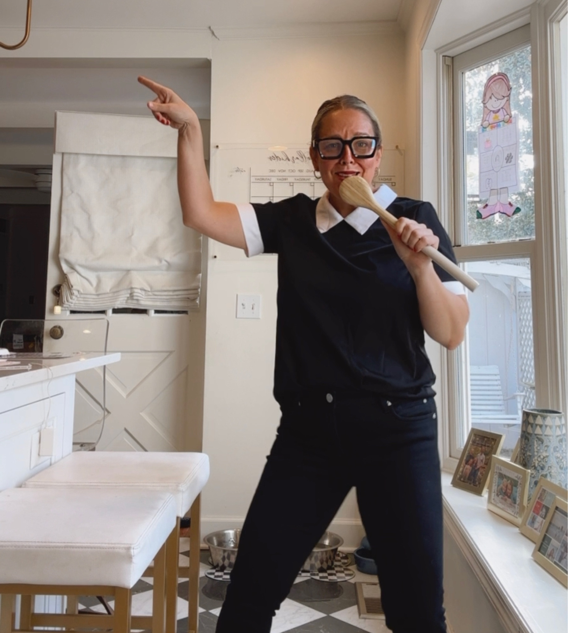 Love this work day outfit. 🖤🤍

#LTKparties #LTKstyletip #LTKhome
