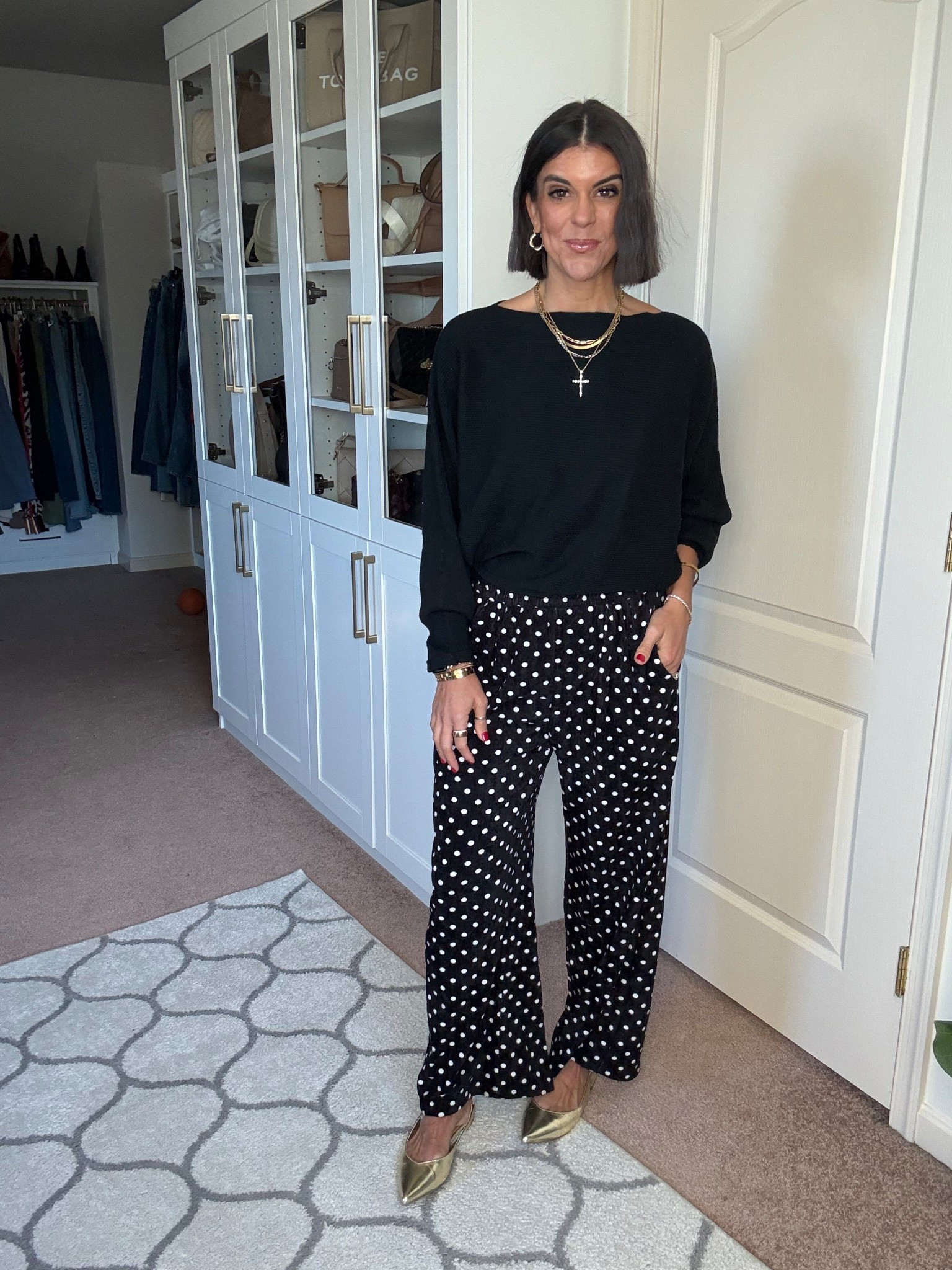 Sweater is one size fits all Size small in pants

#LTKSeasonal