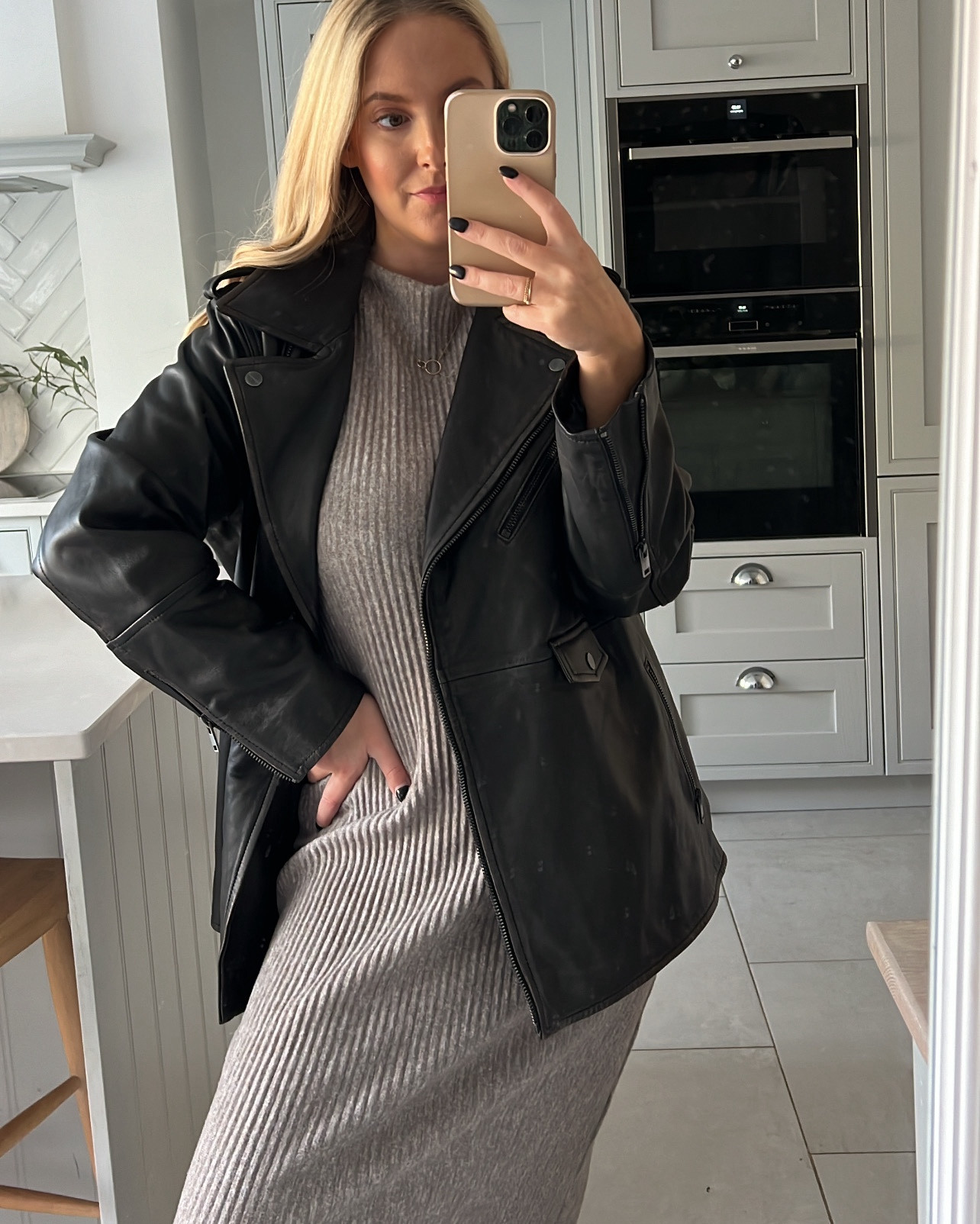 Autumn OOTD 
Uk Size 12/14 5ft5
Jacket size 14
Dress is old Zara have linked similar 

#LTKautumn #LTKuk #LTKmidsize