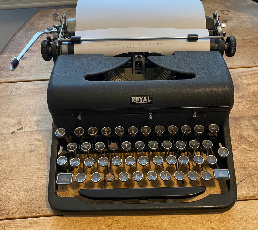 Vintage 1940’s Royal Aristocrat manual typewriter. Needs cleaning/2 key tops missing, repair or... | Etsy (US)
