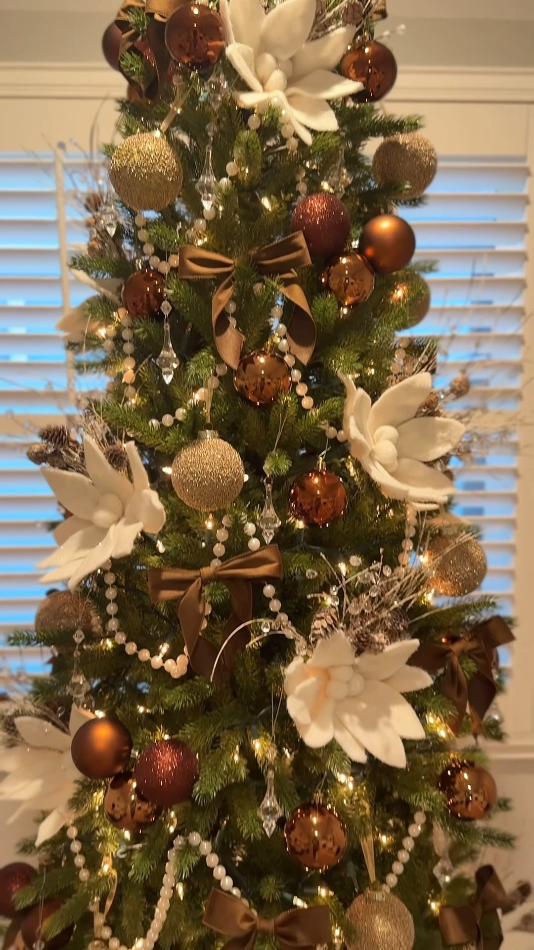 King of Christmas 7.5” Slim Unlit King Fraser Fir. Small but mighty in beauty. 

#christmastree #christmasdecor #christmasornaments

#LTKSaleAlert #LTKHoliday #LTKHome