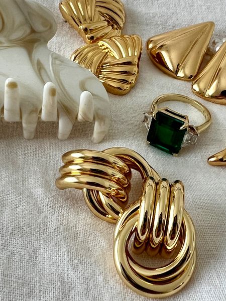 The gold earrings that keep selling out✨

#LTKstyletip #LTKfindsunder100 #LTKwedding