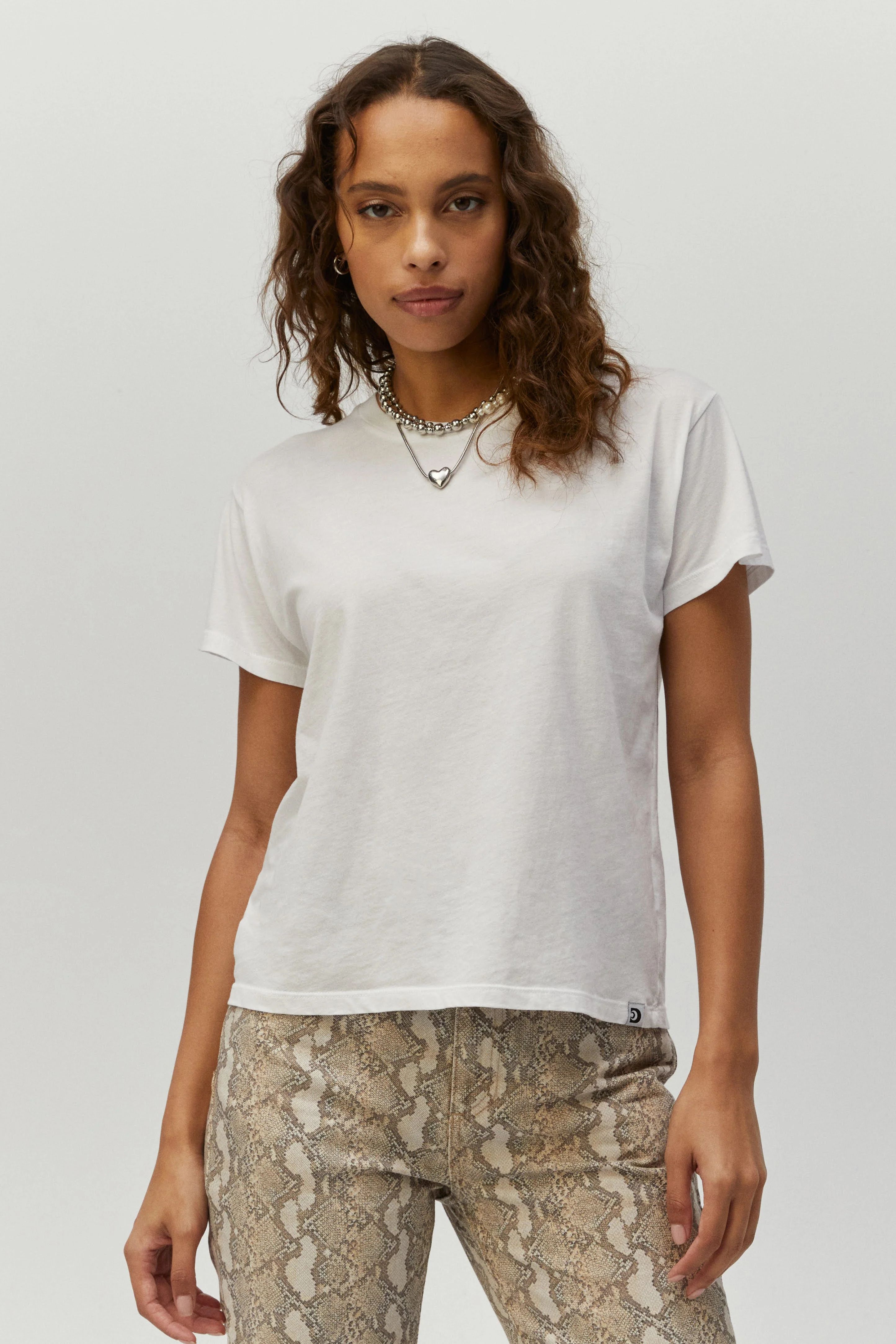 Solid Solo Tee in Bleach White | Daydreamer