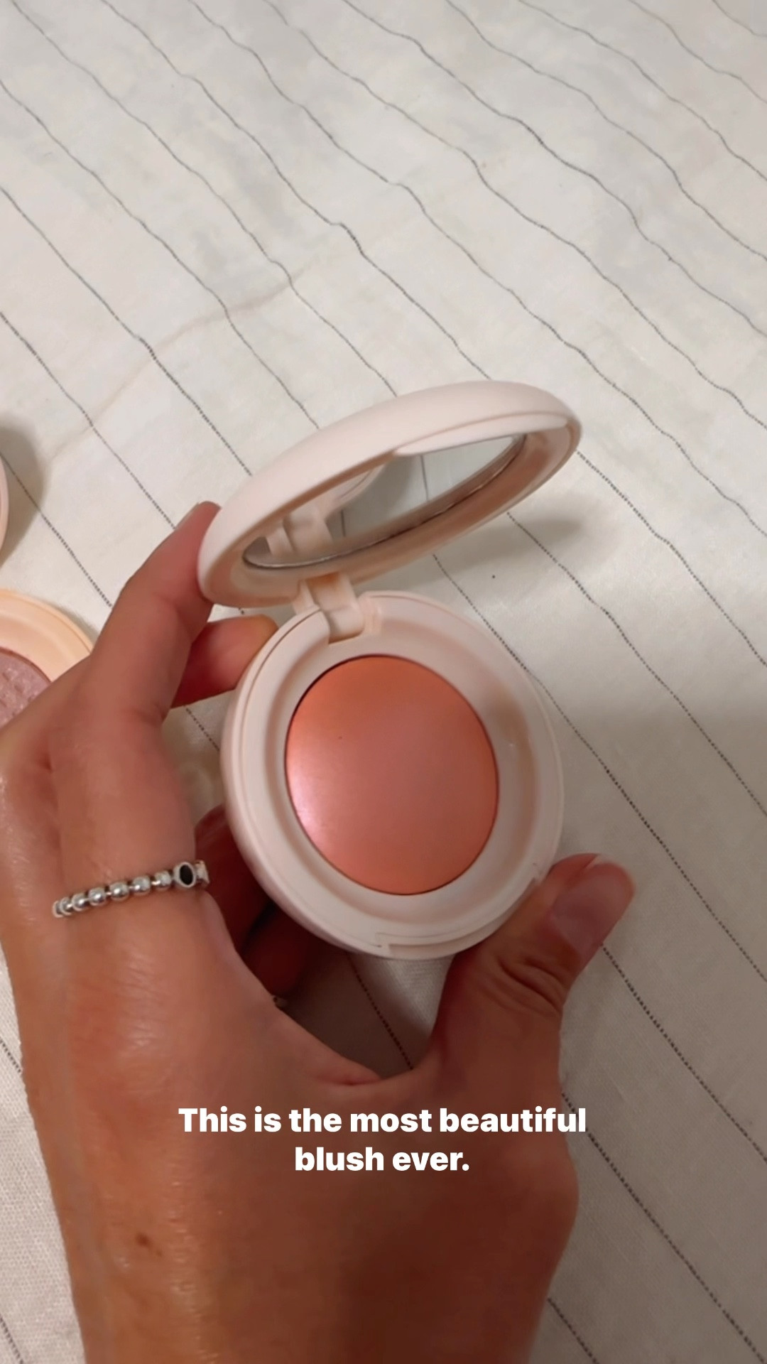 The most beautiful blush for mature skin😅

Trust me! I got color CHEER





#LTKVideo #LTKHoliday #LTKGiftGuide