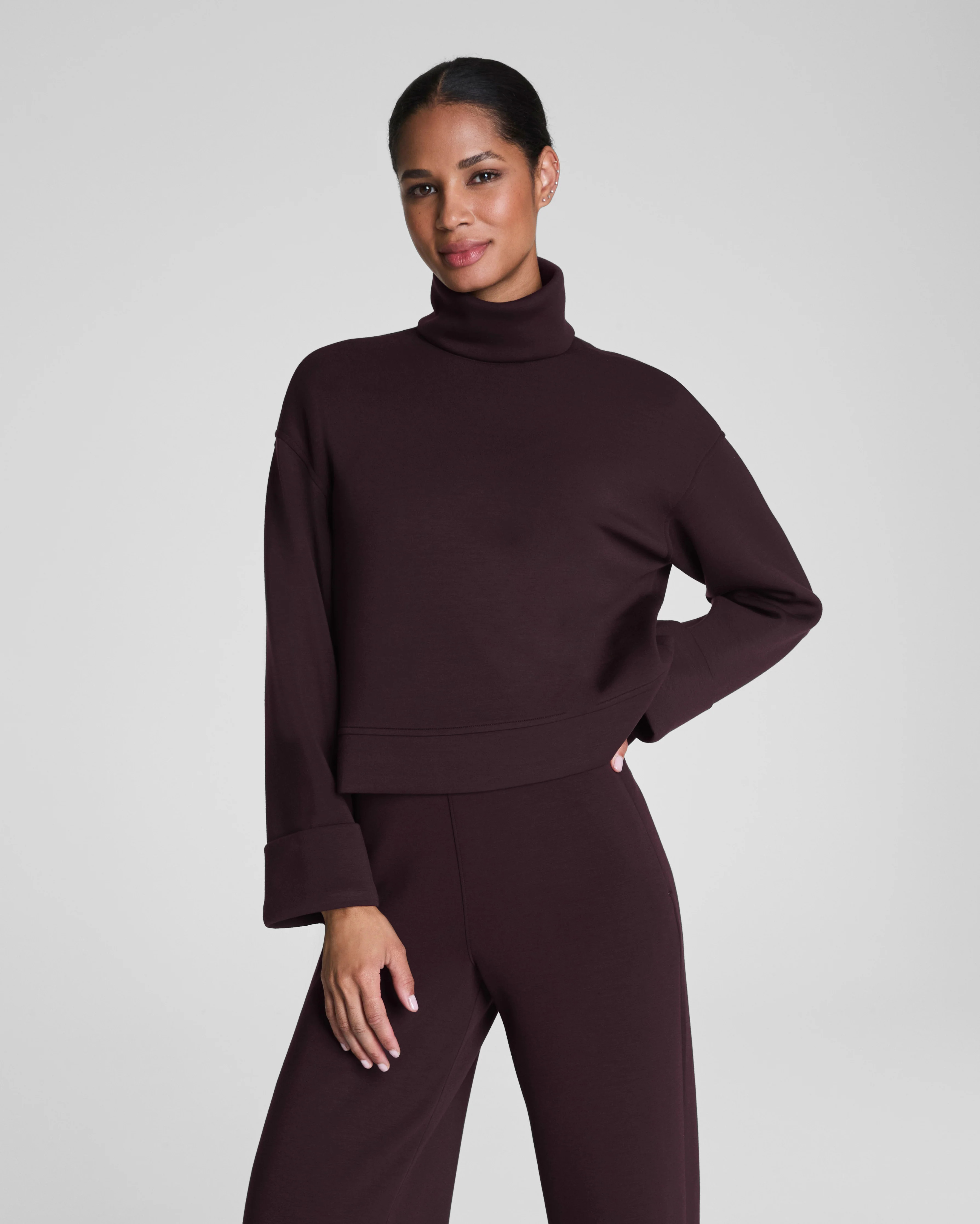 AirEssentials Turtleneck – Soft & Breathable | SPANX | Spanx