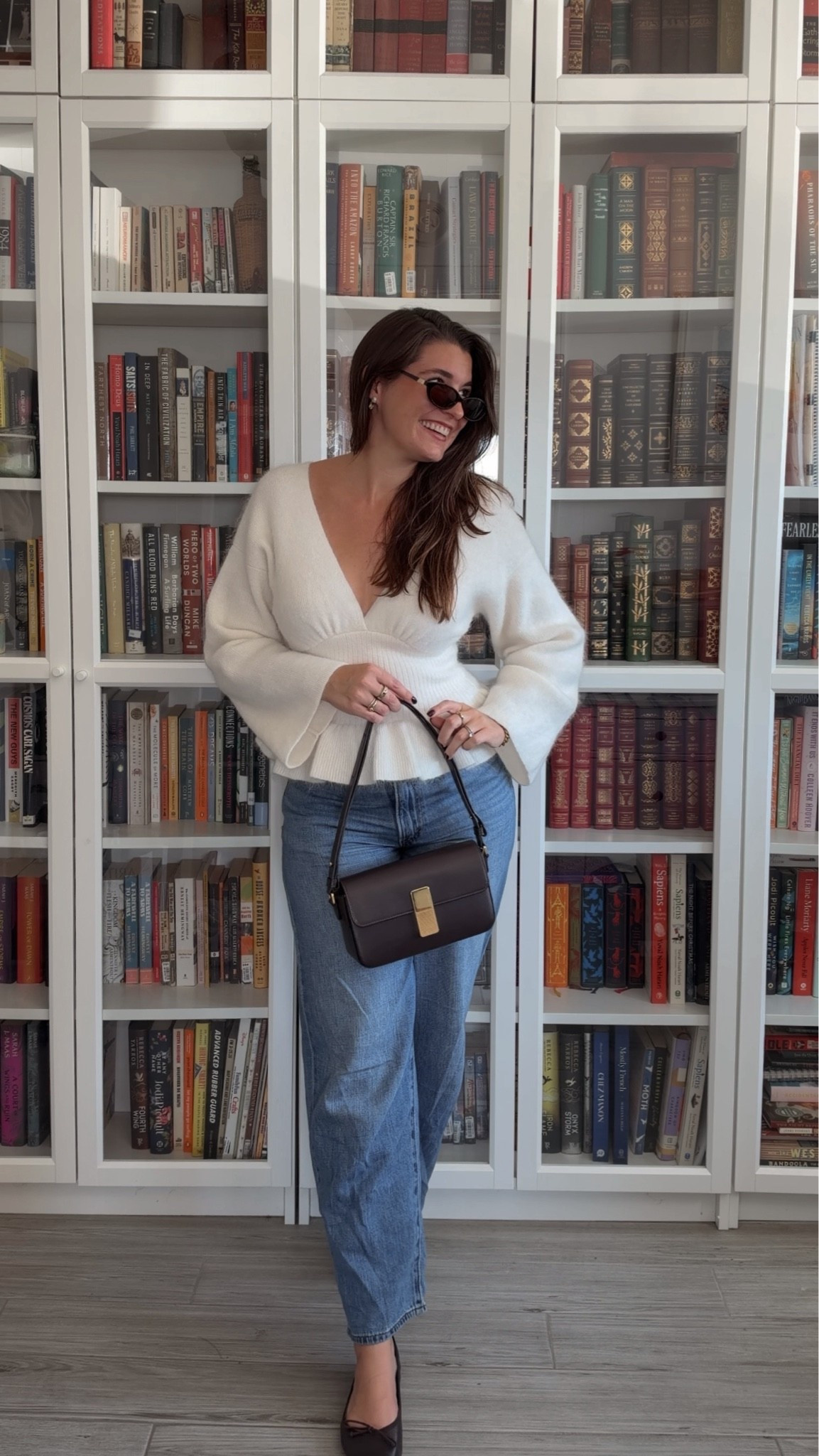 @SEZANE Pauline Jumper 🤍

J’adore the cozy feel & beautiful style of this knit, wearing size S 

Outfit Details:
Knit: @SEZANE 
Denim: @levi (old co, similar linked)
Purse: @ATELIERS AUGUSTE 
Flats: @Margaux 
Rings: @Mejuri, @Agapée

With Amour, M.