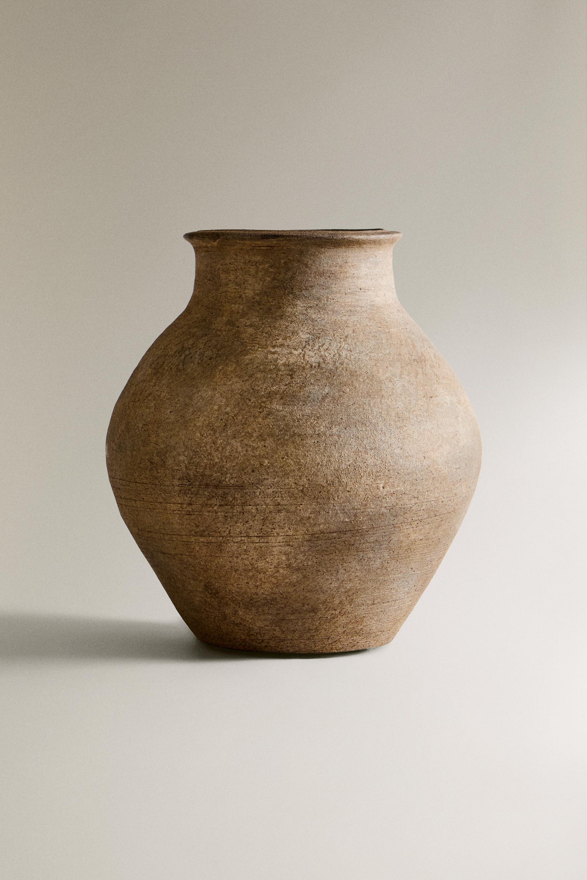 TERRACOTTA VASE | Zara US