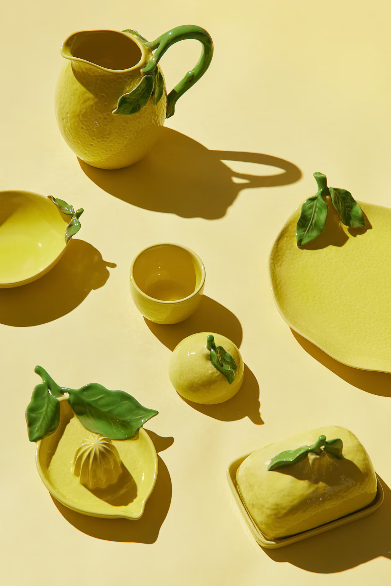 Lemon-shaped Stoneware Pitcher | H&M (US + CA)