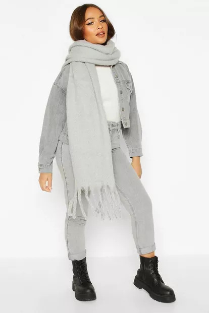 Chunky Oversized Fringe Scarf | Boohoo.com (US & CA)
