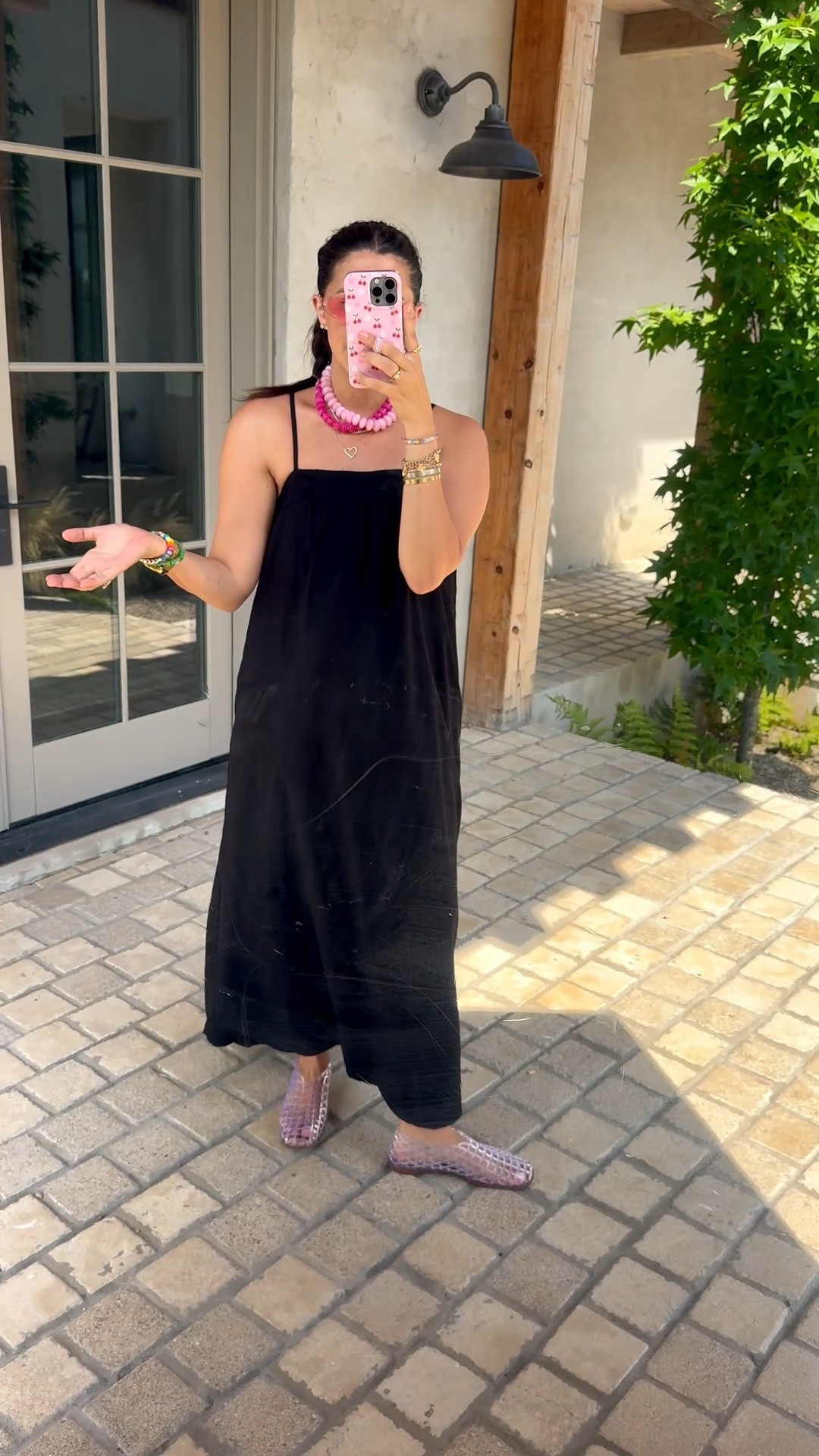 Dress: medium 

Dressupbuttercup.com #dressupbuttercup #dederaad

#LTKootd #LTKmomlife #LTKSeasonal