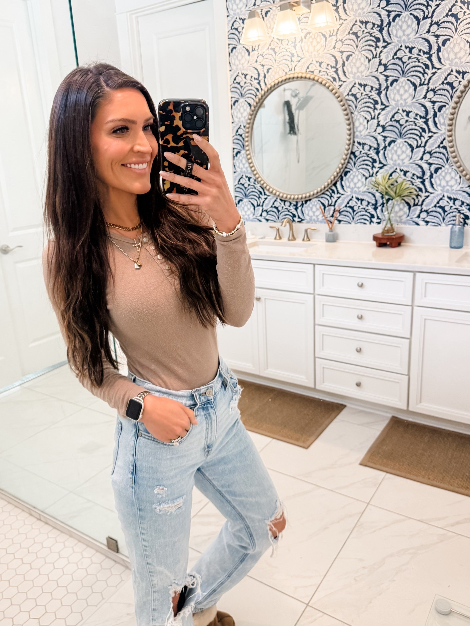 Top: X-Small
Bottom: 24

#LTKootd #LTKStyleTip #LTKFindsUnder100