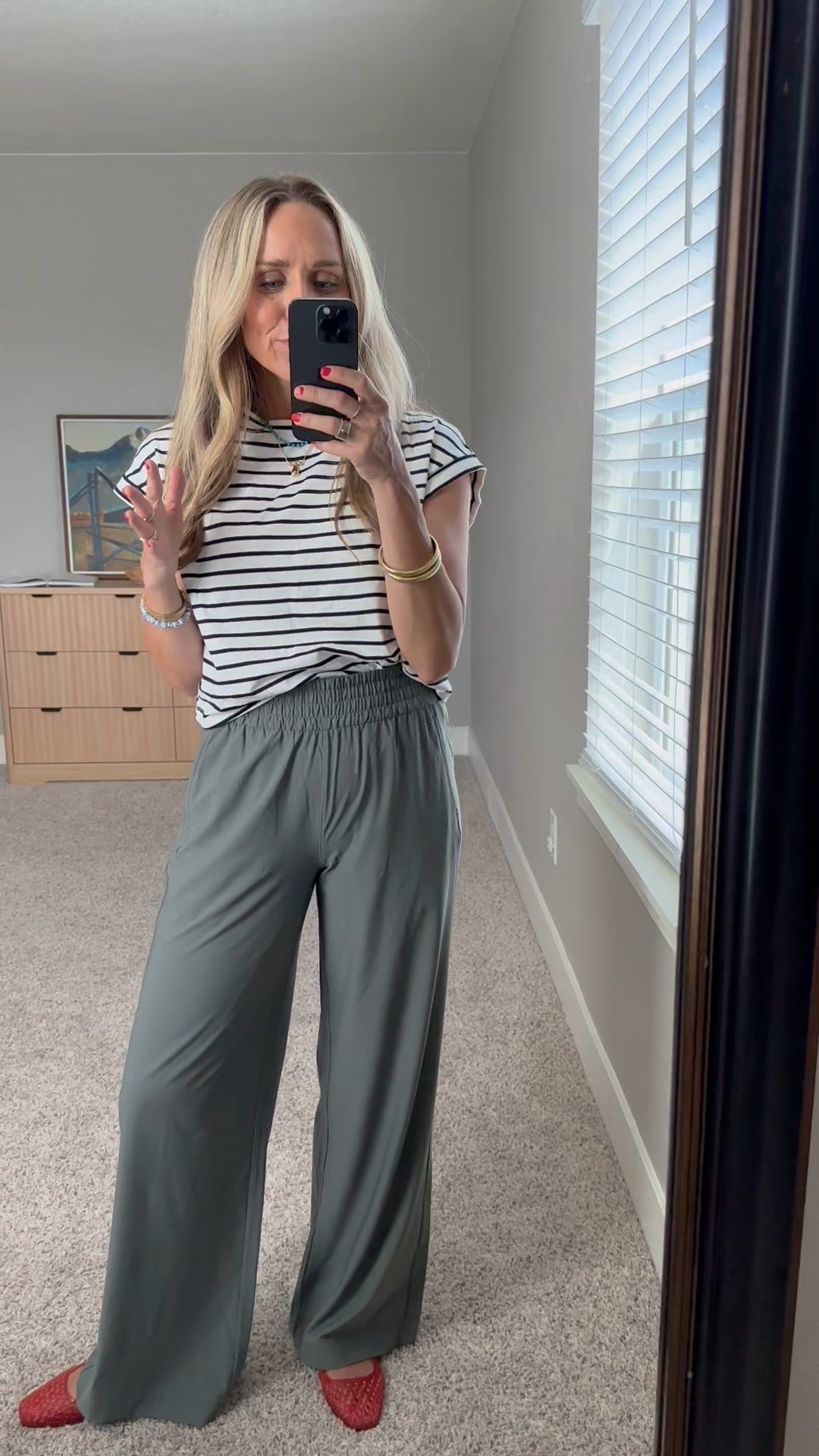Obsessed with this teacher outfit/work outfit! These pants are going to be your new best friend . Everything is true to size. 

#LTKStyleTip #LTKFindsUnder50 #LTKWorkwear