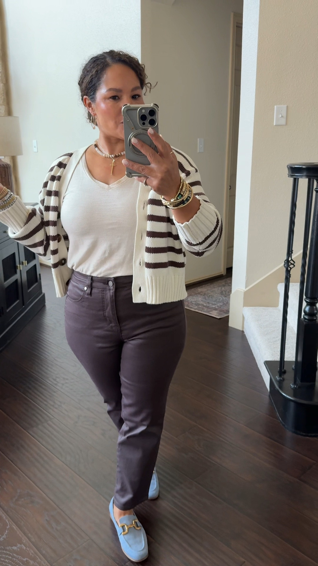 Brown and blue? Yessss! This outfit was easy to throw on and look put together! 

#LTKootd #LTKOver40