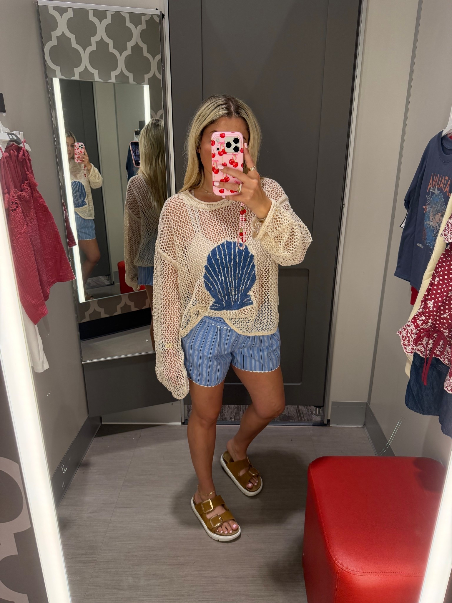 @Target outfit 
Large top
Small shorts
Sandals tts