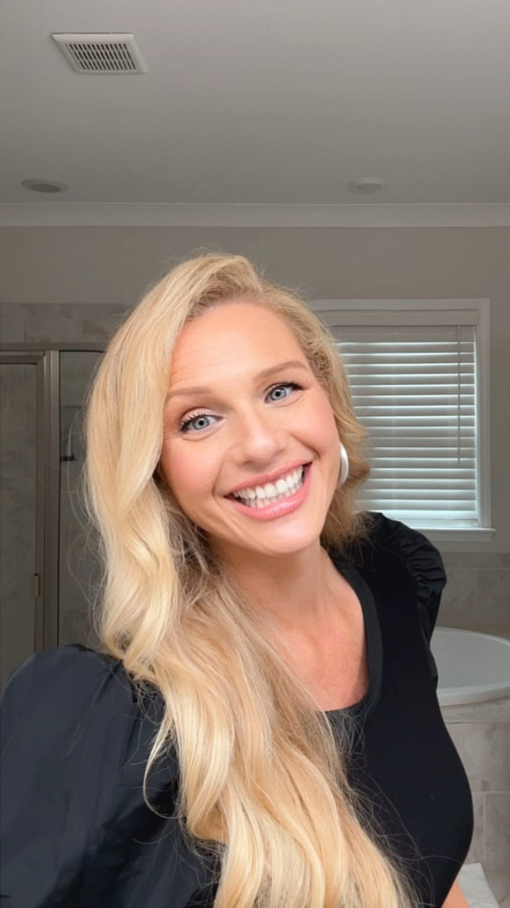 I’m Amanda, licensed makeup artist and founder of MANDAGLO. I specialize in skin-focused glam that photographs beautifully and wears comfortably.

This foundation by Natasha Denona is one I reach for when I want:
• Radiance without heaviness
• Coverage that still looks like skin
• Long wear without dryness

#LTKBeauty #LTKmorningroutine #LTKgrwm