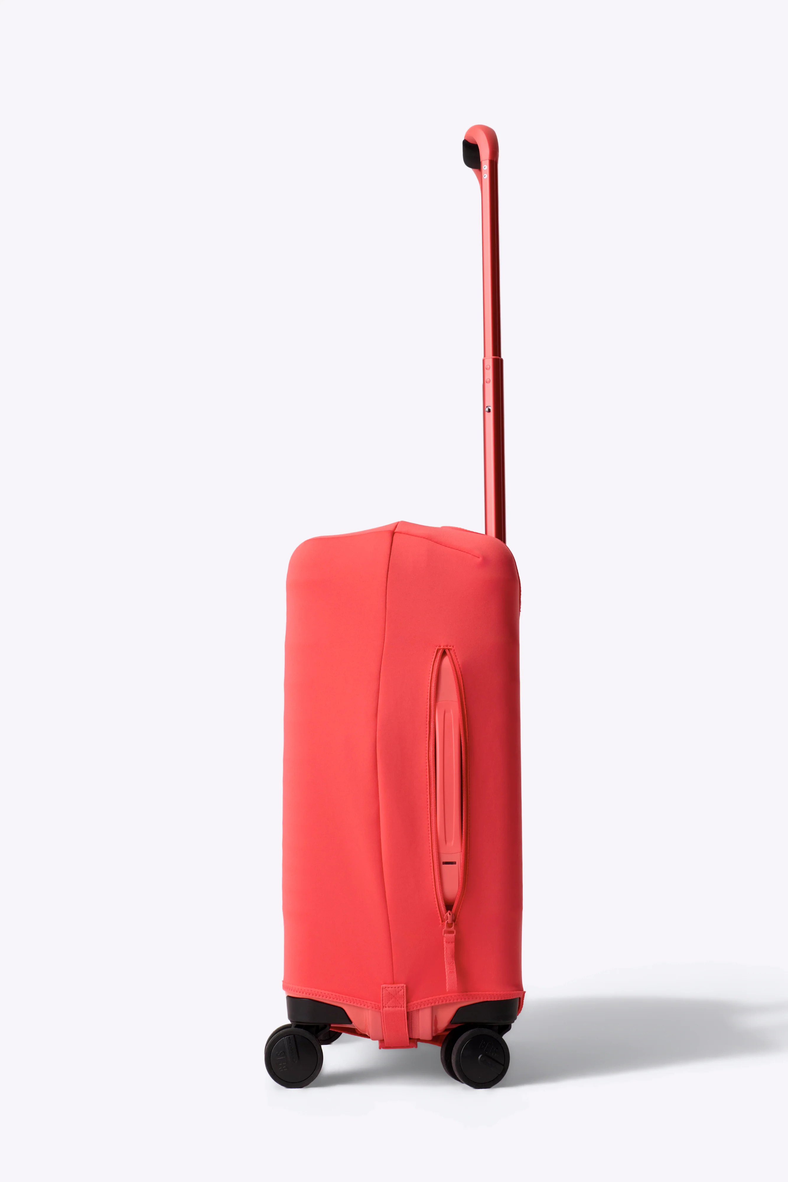 B\u00c9IS x poppi The Carry-On Luggage Cover in Fruit Punch | BEIS