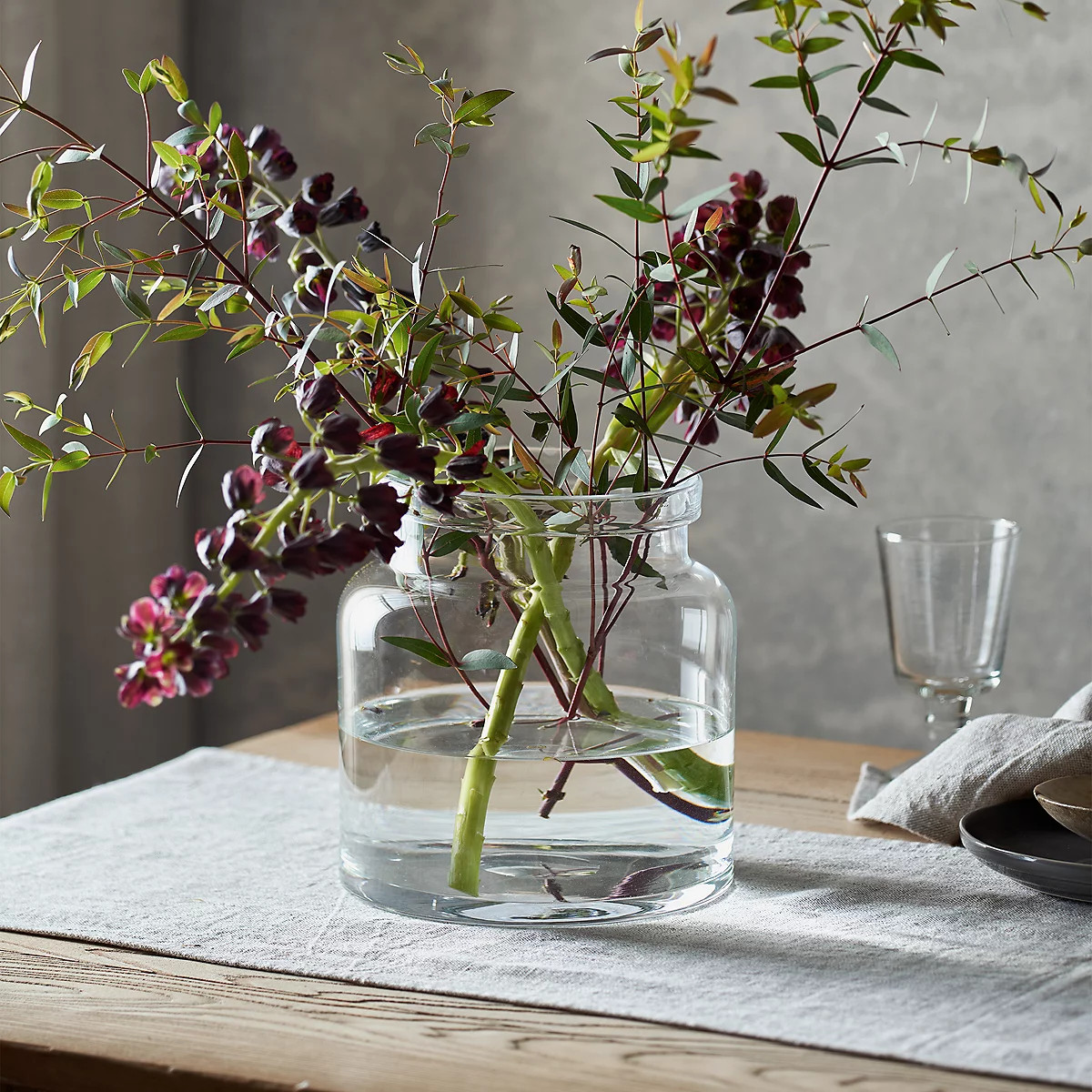 Ludham Hurricane Vase | The White Company (UK)