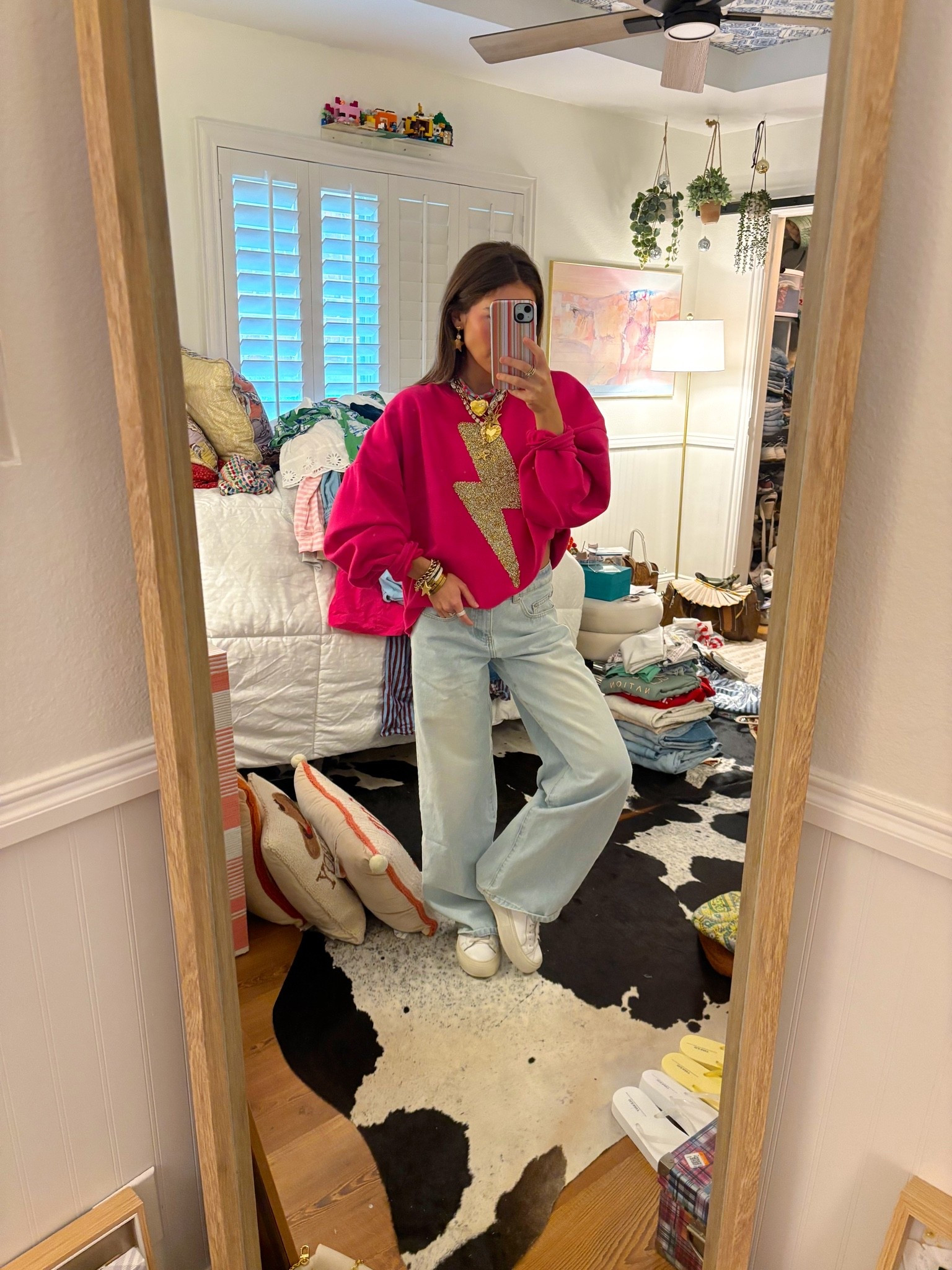 Ootd! 
My sweatshirt is an old Judith March piece. My necklace stack is from all over the place!
-Jup Jewels
- shopfaceeast.square.site
-Winton & Waits 
-SCCollection

#LTKootd #LTKgrwm #LTKPetite