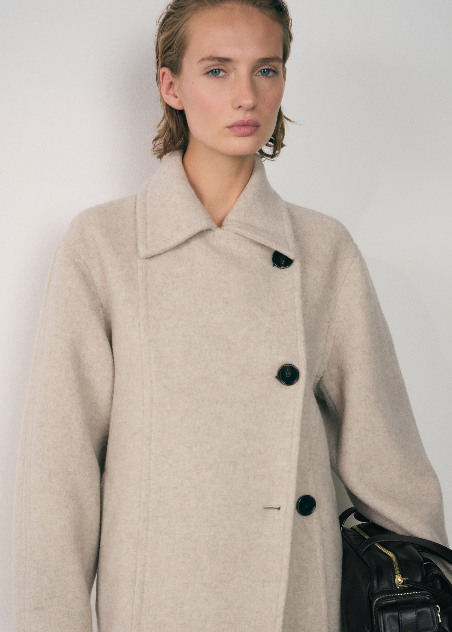 Double-breasted wool coat | MANGO (UK)