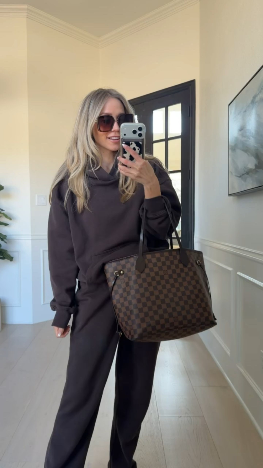 🤍 Ootd : my favorite sweat set from Target — Abercrombie Inspired 🤎🔗 

Wearing size m top / small in bottoms 

#LTKgrwm #LTKmomlife #LTKdayinmylife