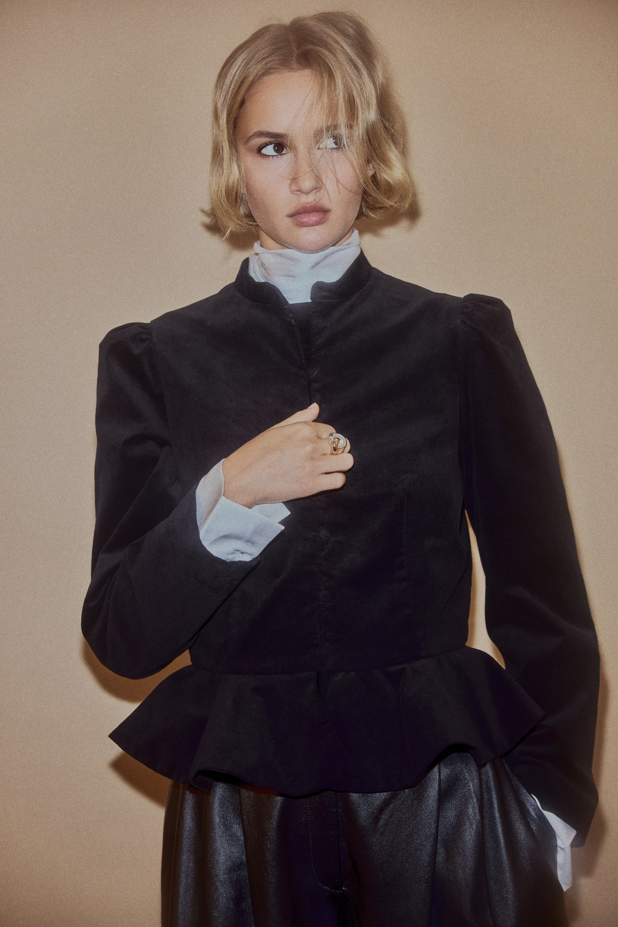 Velvet Peplum Jacket - Black - Ladies | H&M US | H&M (US + CA)