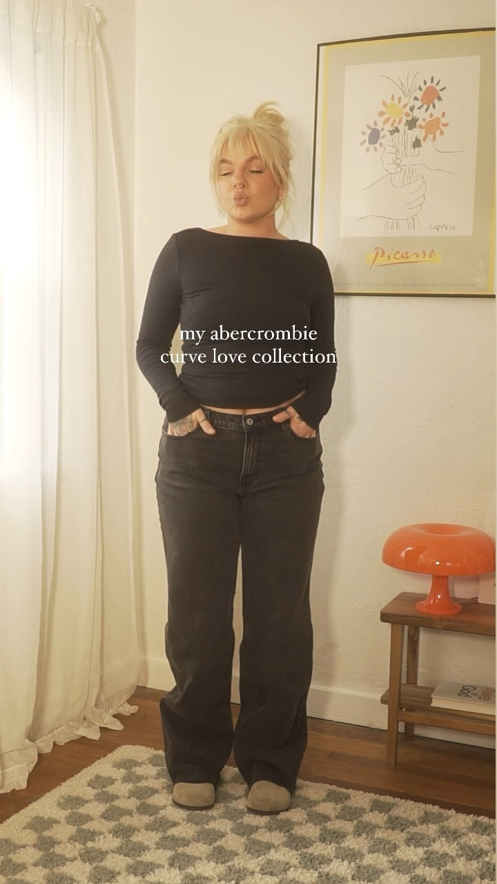 
USE CODE: DENIMAF for a EXTRA % OFF! 

25% off ALL denim + 15% off with code DENIMAF — i am 145 lbs and 5’4 and i am wearing a size 29L (8 long) in all sizes EXCEPT the 90s straight! wearing a 29 regular in those! 

DETAILS in this order: 

1. curve love low rise baggy - in light destroy 
2. curve love low rise baggy - in black 
3. curve love 90s relaxed jean high rise -  in light
4. curve love 90s straight high rise - in medium
5. curve love 90s relaxed jean high rise - in medium with raw hem 
6. curve love 90s relaxed jean high rise - in medium marble 

#LTKsalealert #LTKSpringSale #LTKfindsunder100