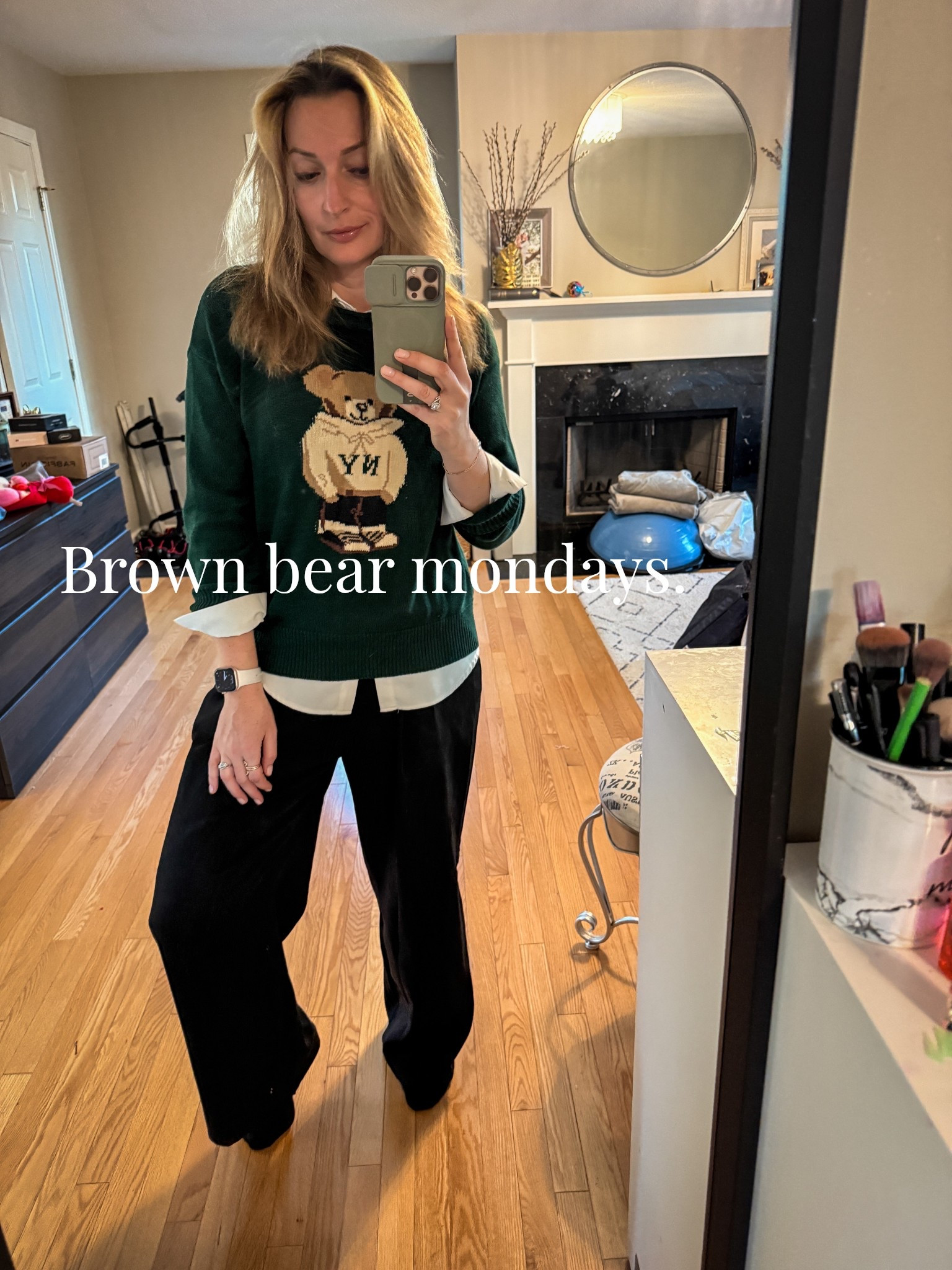Simple Monday fit ! Love the layering of the shirt underneath , always gives it an extra umph! 

#LTKWorkwear #LTKmorningroutine #LTKgrwm