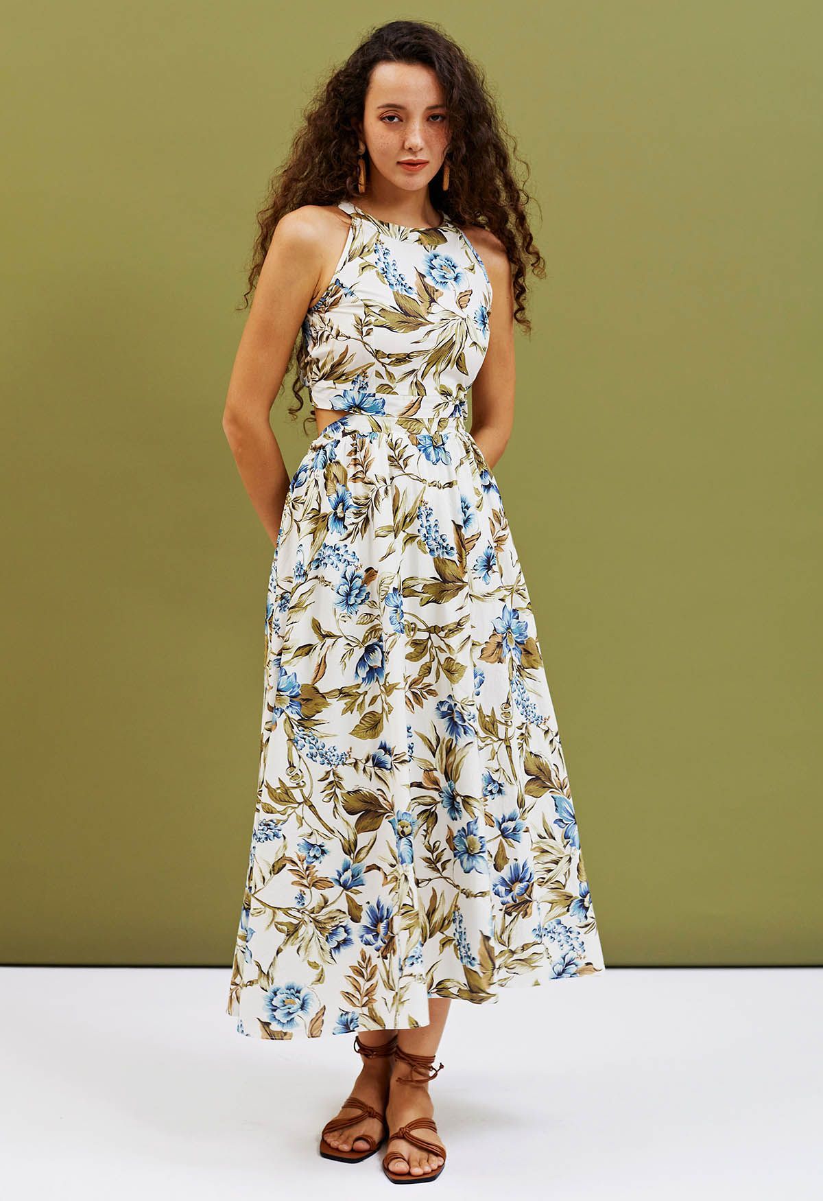 Summer Garden Printed Halter Neck Maxi Dress | Chicwish