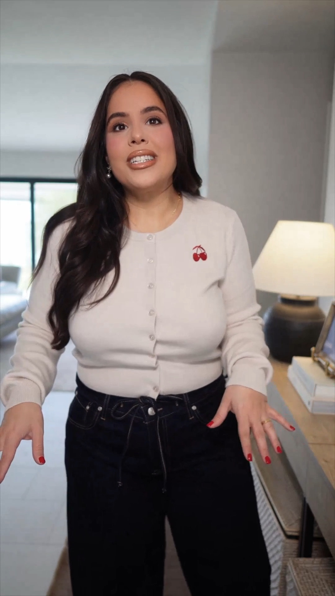 Super cute knit cardigan and oversized jean combo! Both size L 


#LTKMidsize #LTKSeasonal #LTKootd