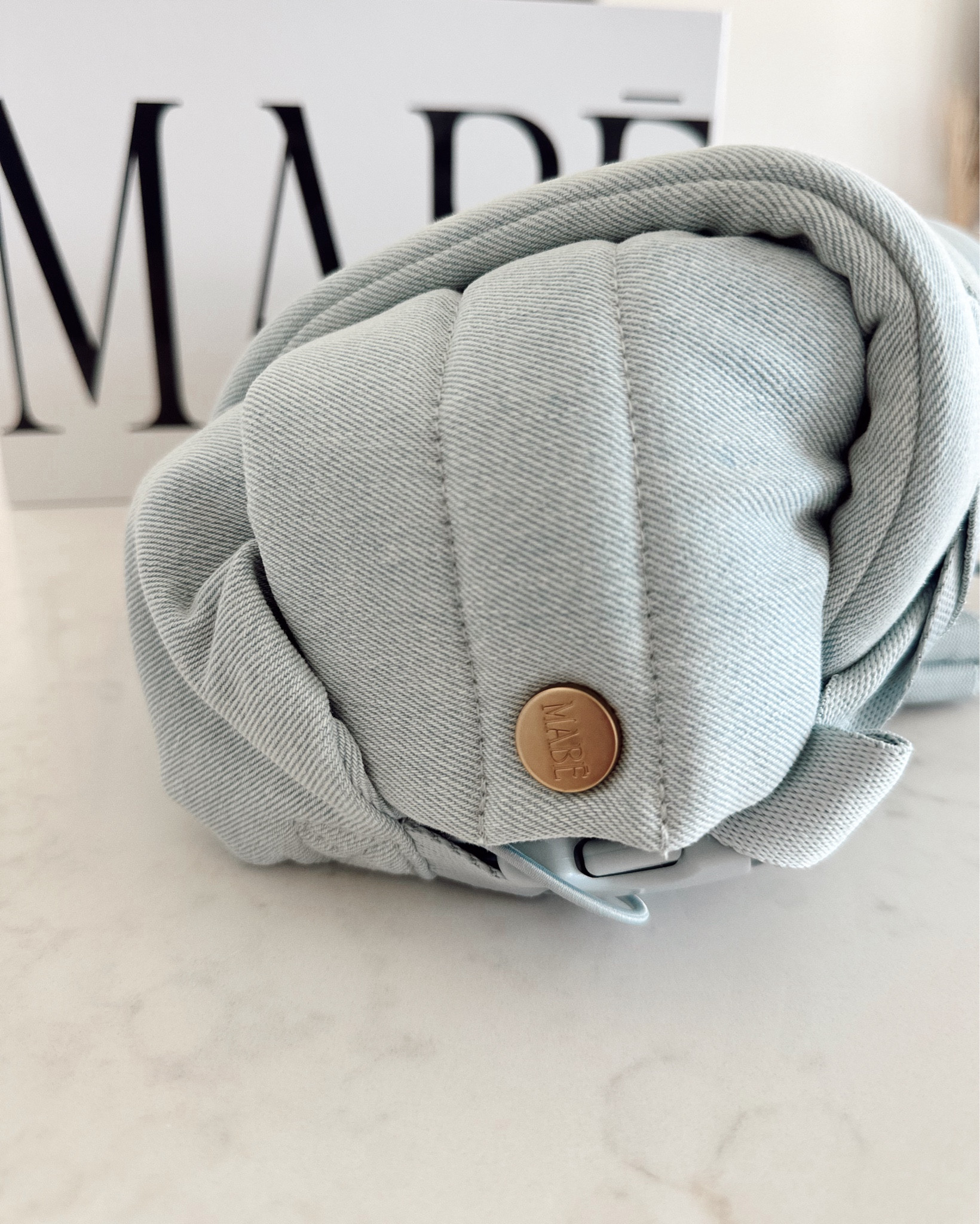 babyshower gift idea | baby shower gifts | babyshower gift idea under $200 | gift idea for a babyshower | baby wrap | baby sling | baby carrier | stylist baby carrier 

#LTKParties #LTKBump #LTKBaby