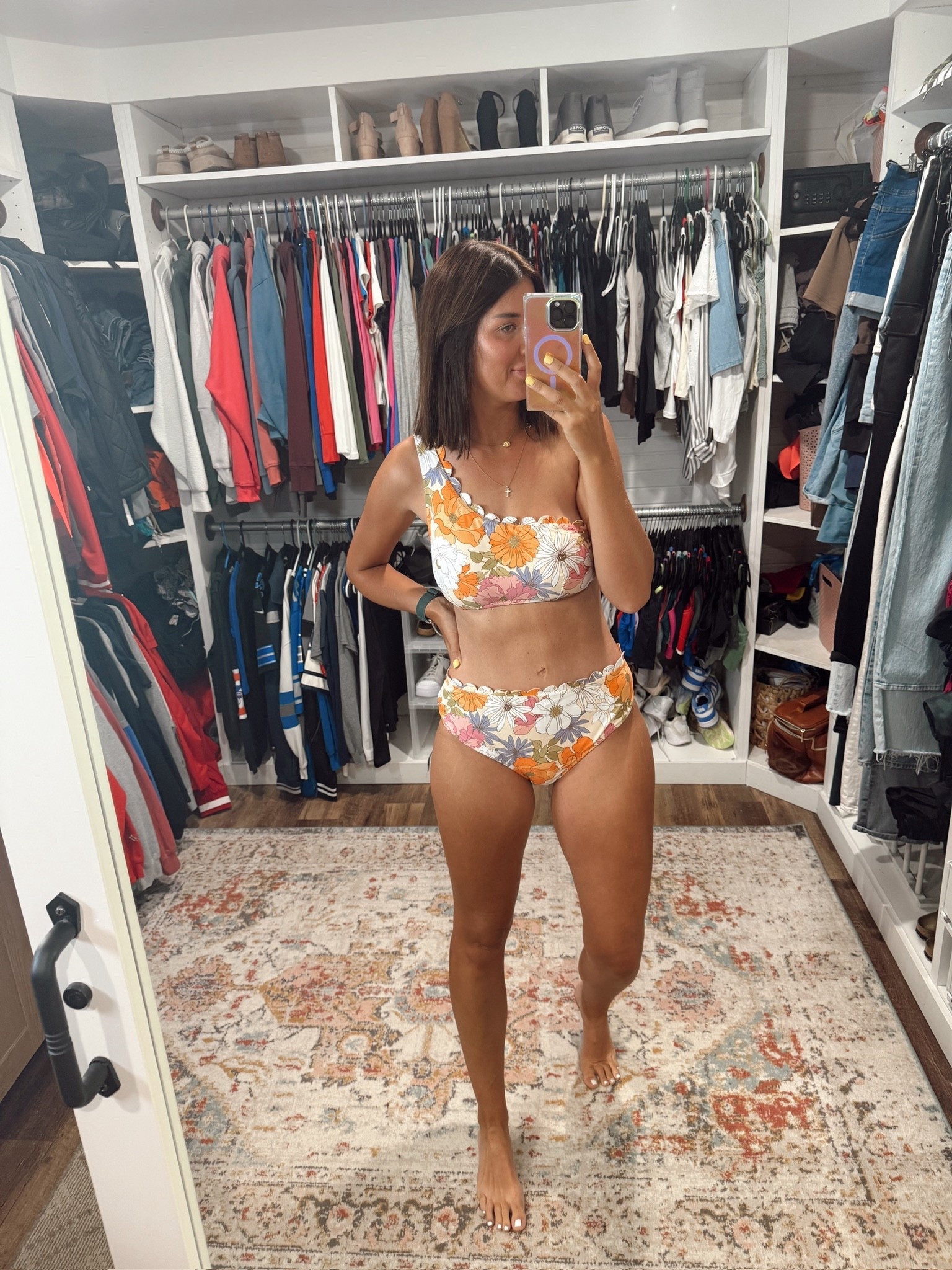 I’m 5’11 150 wearing a size large for reference Use code HYDE for 15% off on orders $65+ or 20% off on orders $109+.


#LTKSeasonal #LTKFindsUnder50