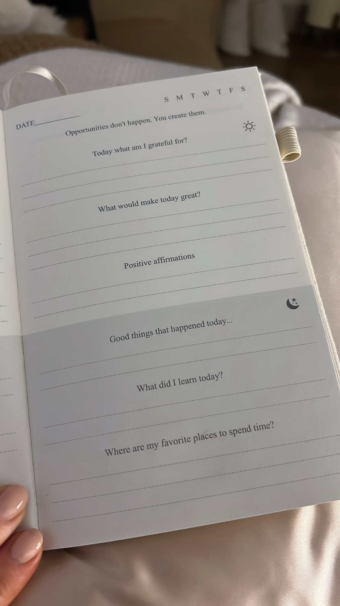 A new gratitude journal to start 2026! 📝

#LTKmorningroutine #LTKFindsUnder50 #LTKHome