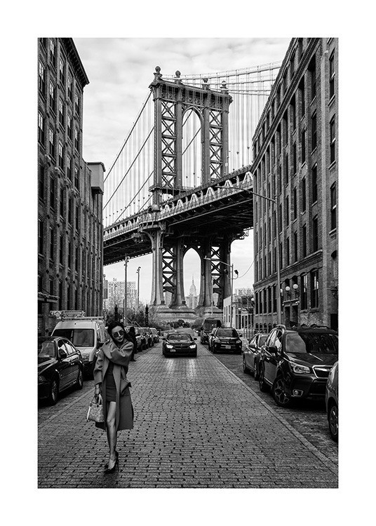 Woman by Manhattan Bridge Print | Desenio