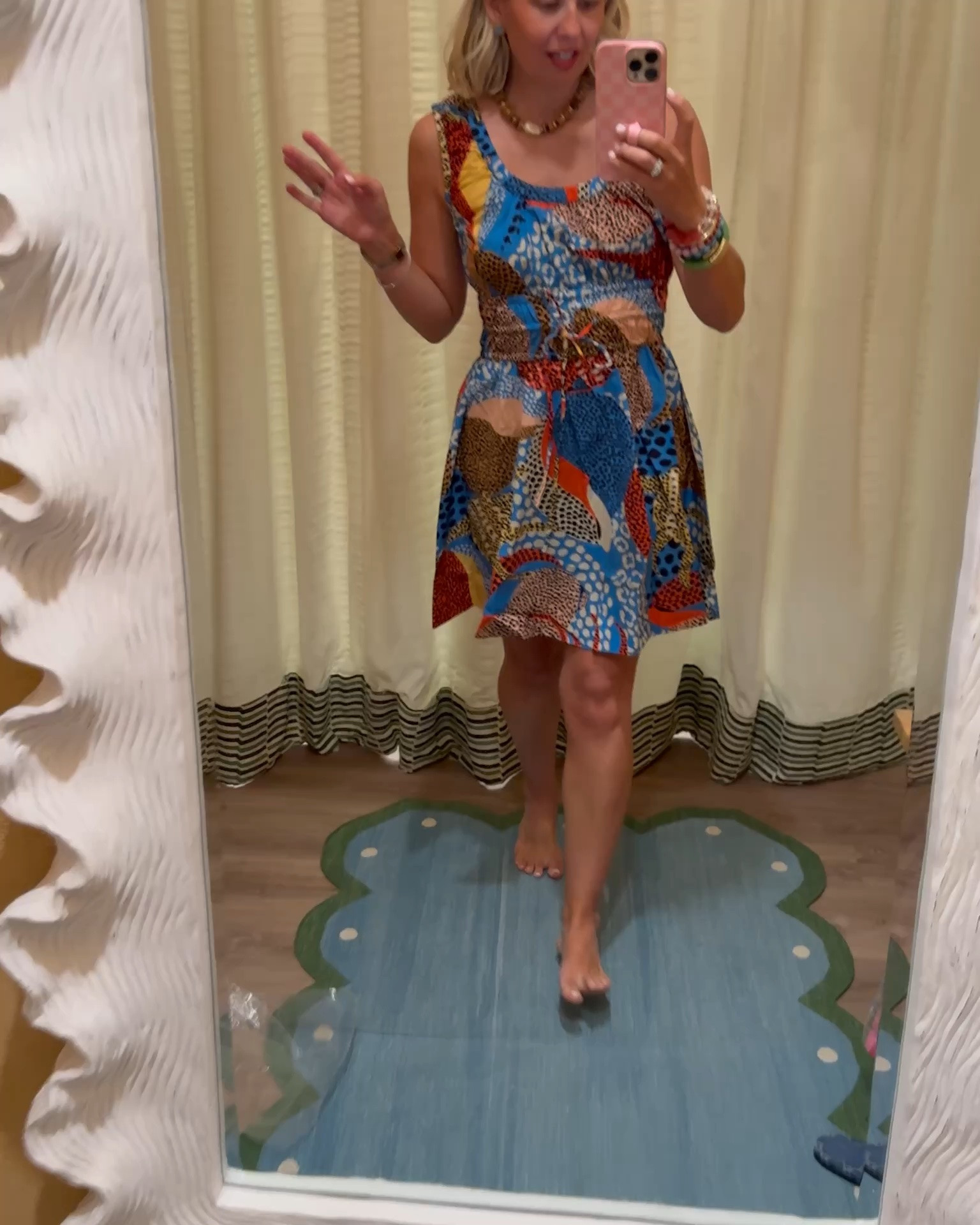 @oliphant sale of the season has begun!

20% off $250+
30% off $500+
35% off $1000+

These pieces never go out of style and I wear them across seasons! Worth it girls…

#LTKdayinmylife #LTKSaleAlert #LTKootd