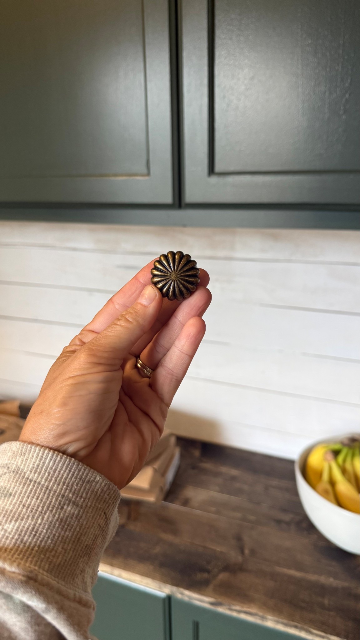 Hardware for the pantry cabinets!!