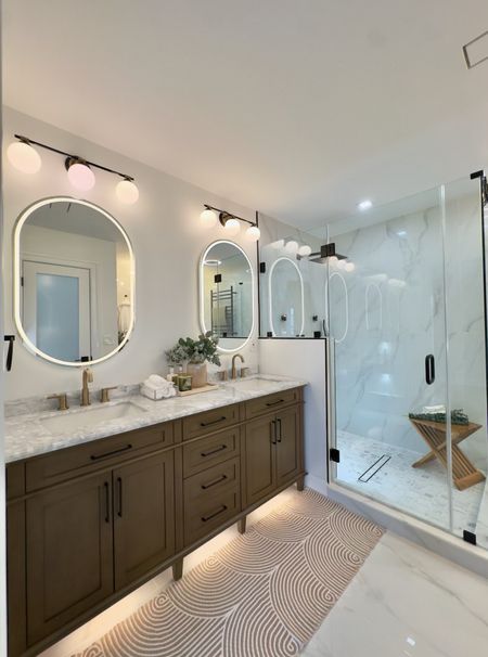 Modern luxe bathroom transformation! 🛀 #interiordesign

#LTKsalealert #LTKhome