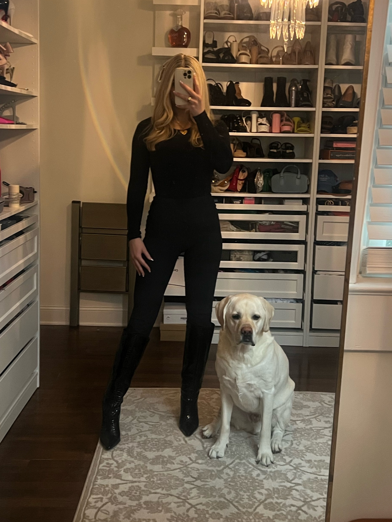 Comfy in all black 

#LTKWorkwear #LTKTravel #LTKStyleTip