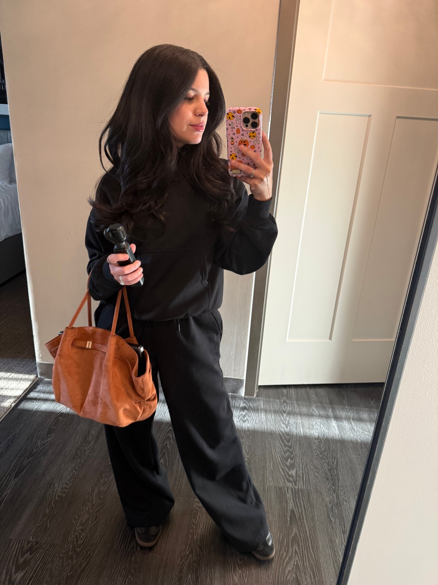Airport OOTD 🤍

#LTKootd #LTKU #LTKmomlife