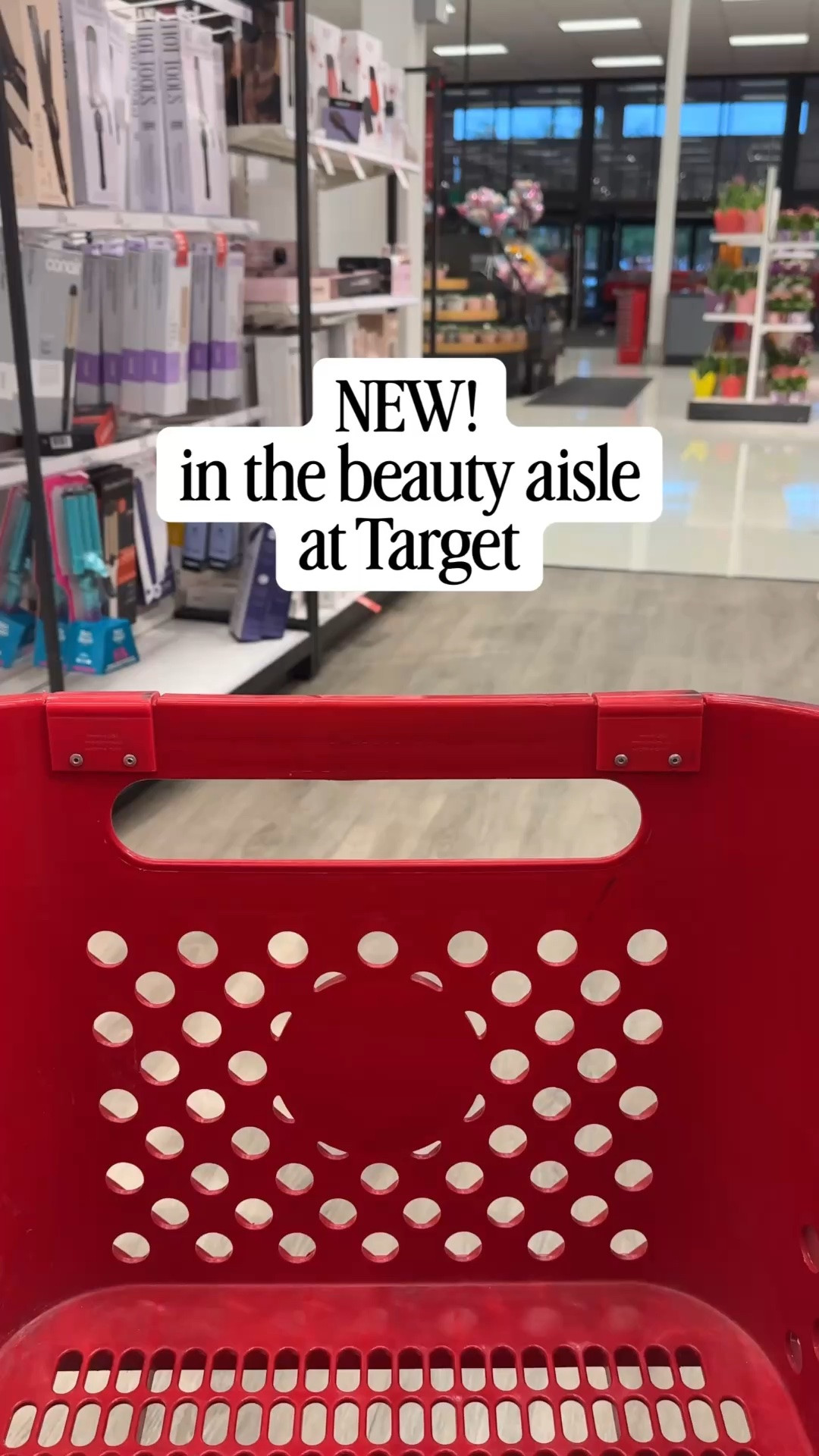 The newest and cutest addition to your hair tools 🩷 The MegaCurl curling iron from @fhiheat Curated Collection is super cute and PINK! The long barrel makes it easy to style long hair like mine👏🏼 For voluminous and bouncy curls try it out 💁🏻‍♀️ Now available at Target 🎯 

#ad #fhiheat #target #targetstyle #hairinspo