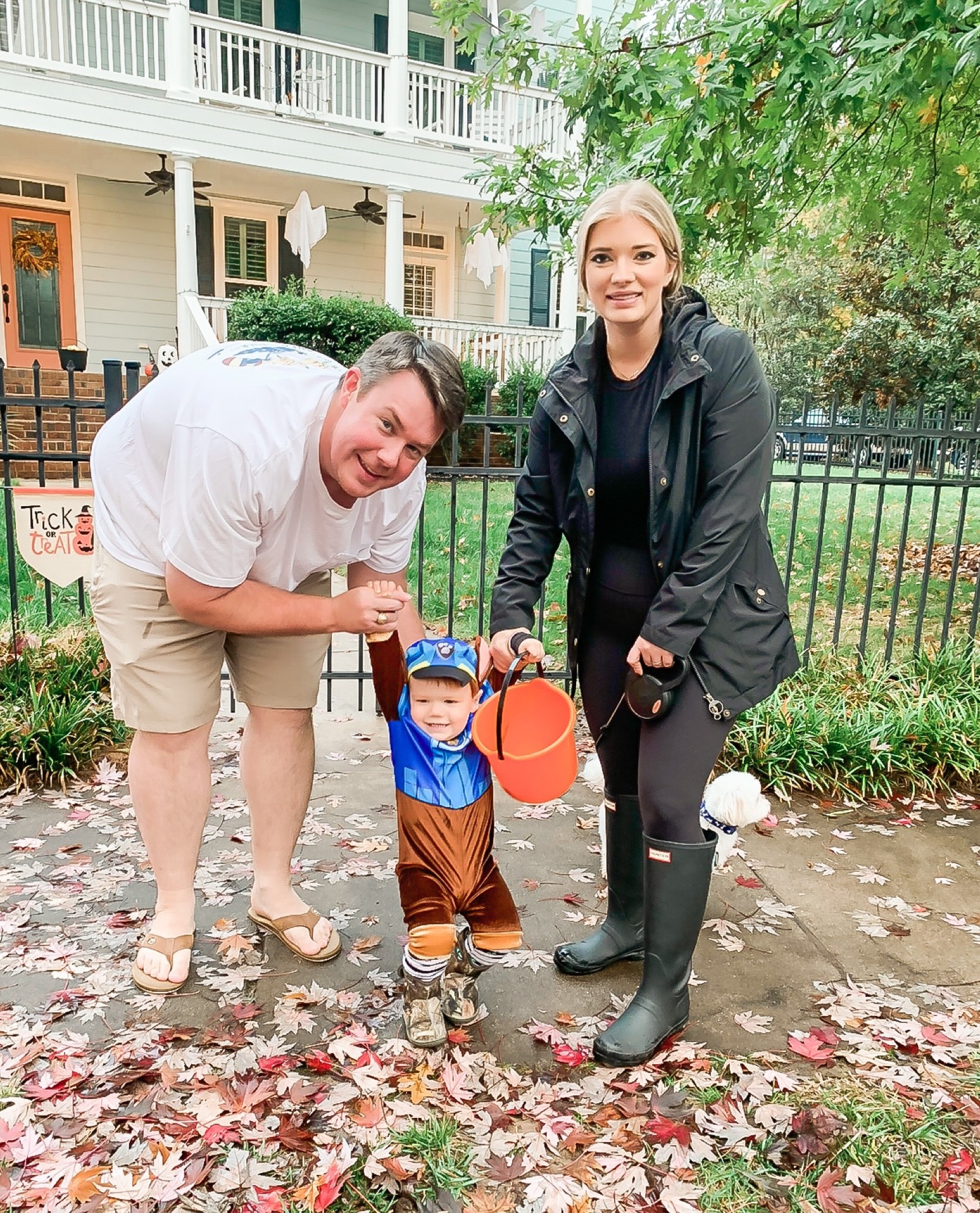 Paw Patrol Episode 10-31: Chase searches the Neighborhood for the Best Candy! 🍭🍬🍫


Happy Halloween Everybody! Stay Safe! 🎃

#trickortreat #halloween #halloweenootd #costume #pawpatrol #chaseisonthecase #hunterboots #barbour #lululemon #joahbrown #southerntide #target 

#LTKHoliday #LTKHalloween #LTKSeasonal