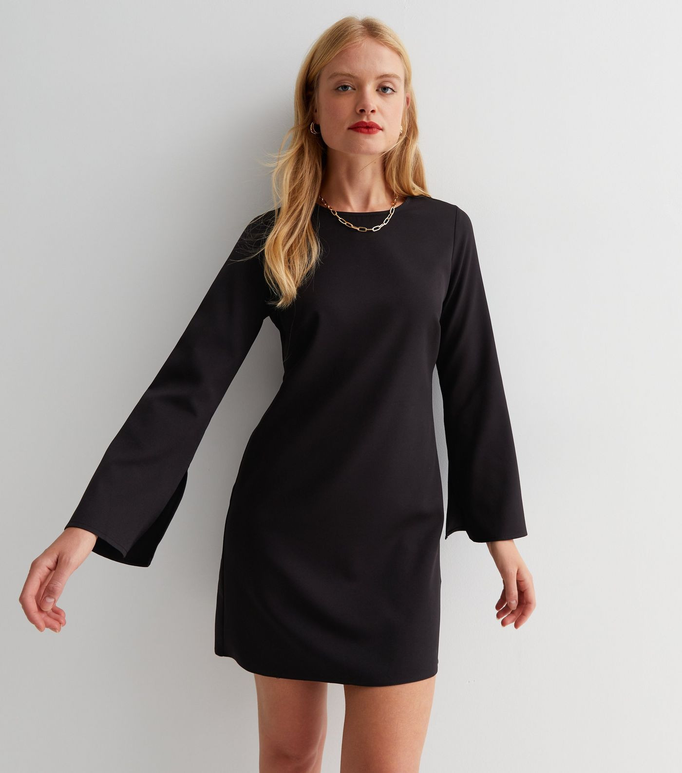 Black Long Wide Sleeve Mini Tunic Dress | New Look | New Look (UK)